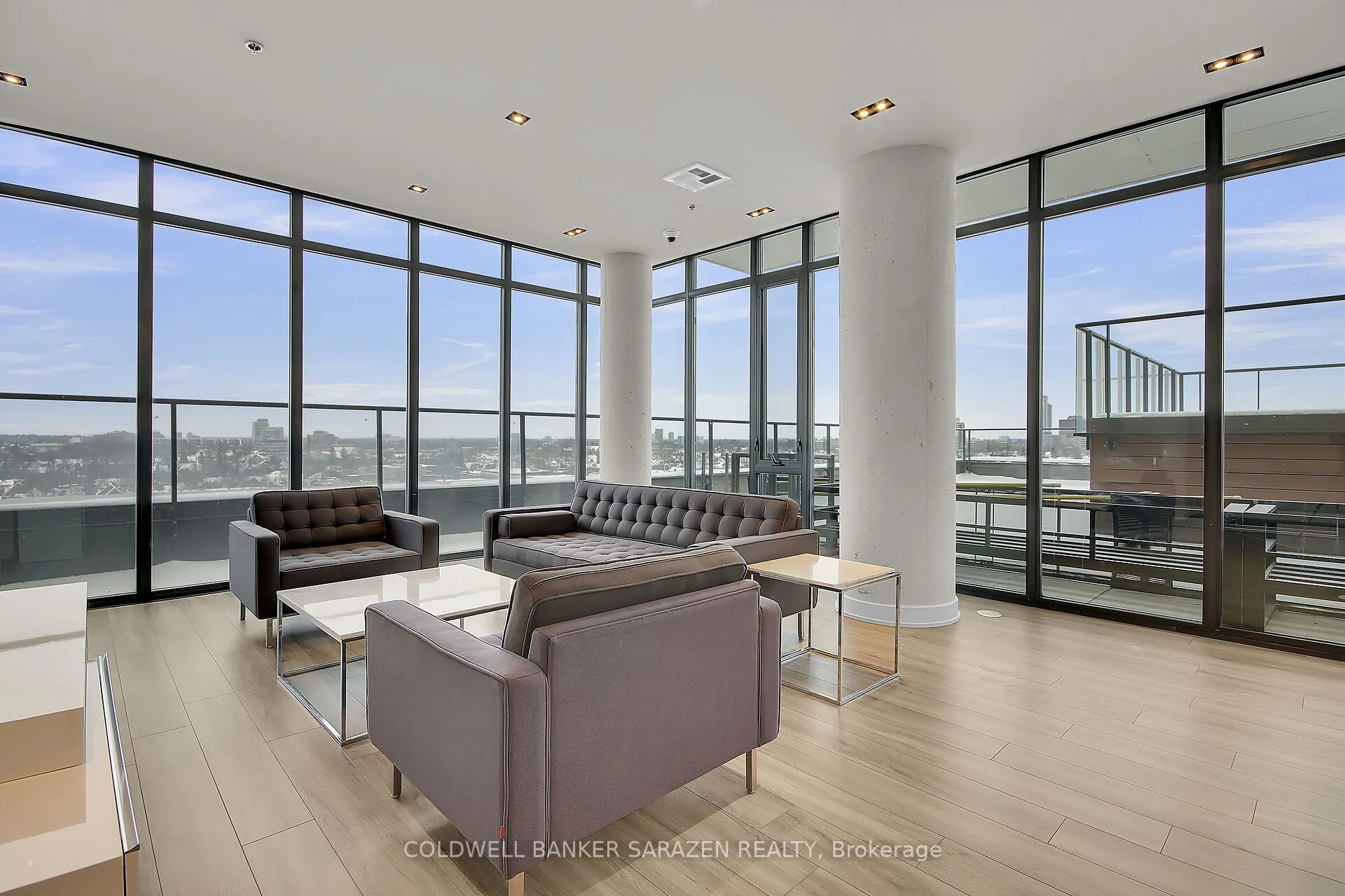203 Catherine Street, #1407