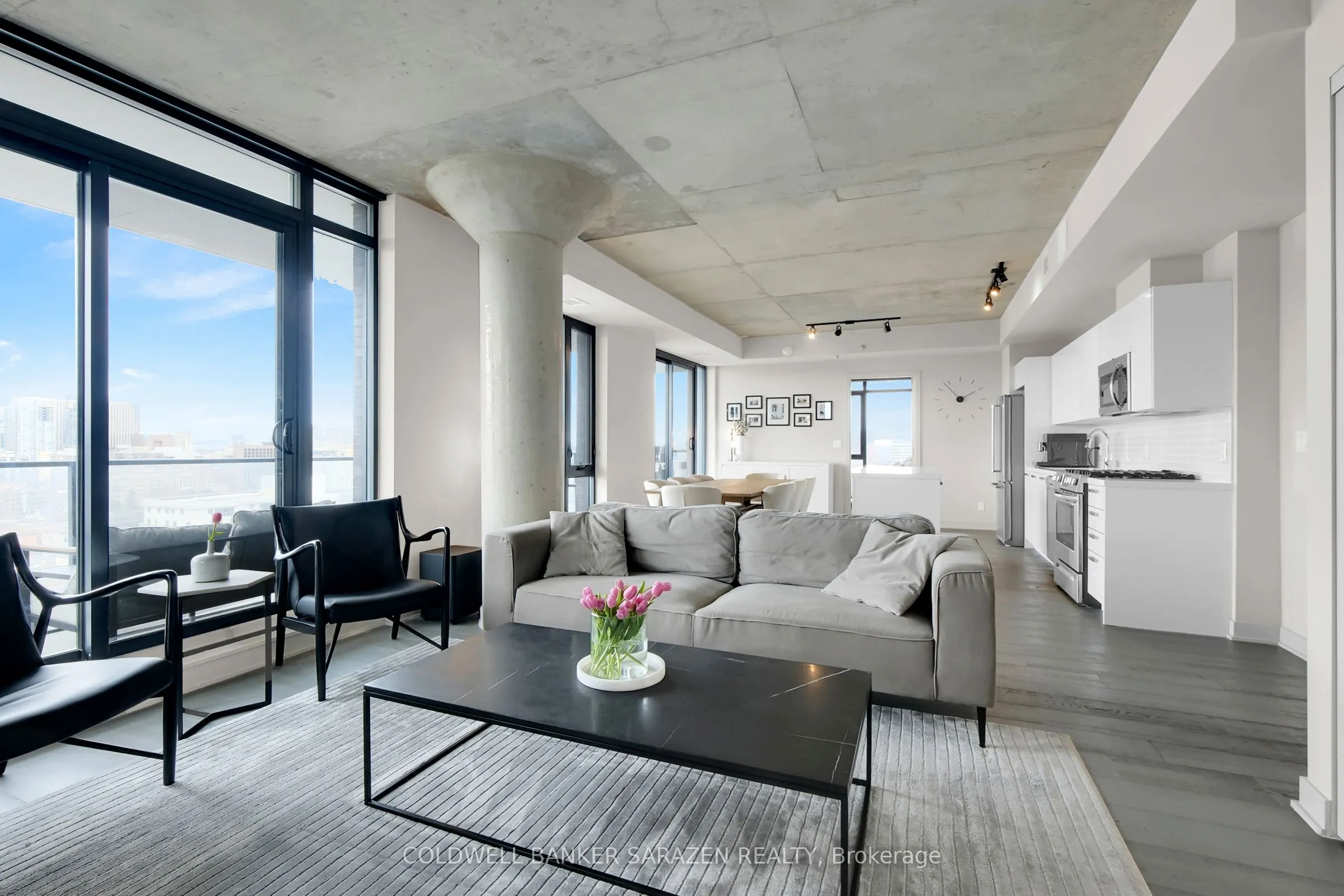 203 Catherine Street, #1407
