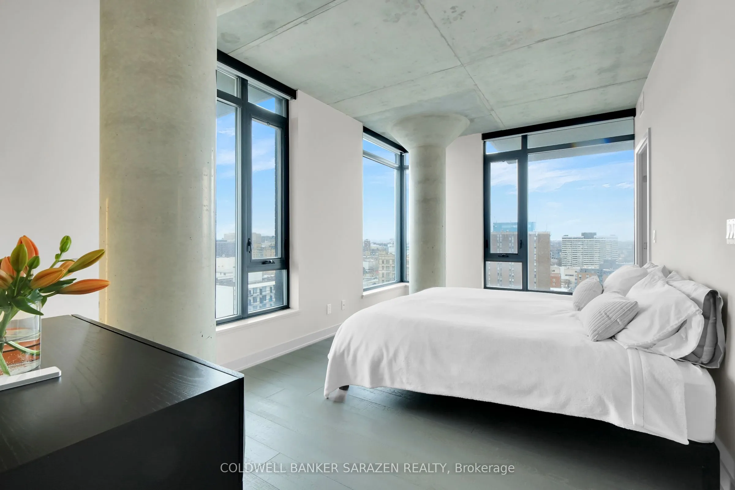 203 Catherine Street, #1407