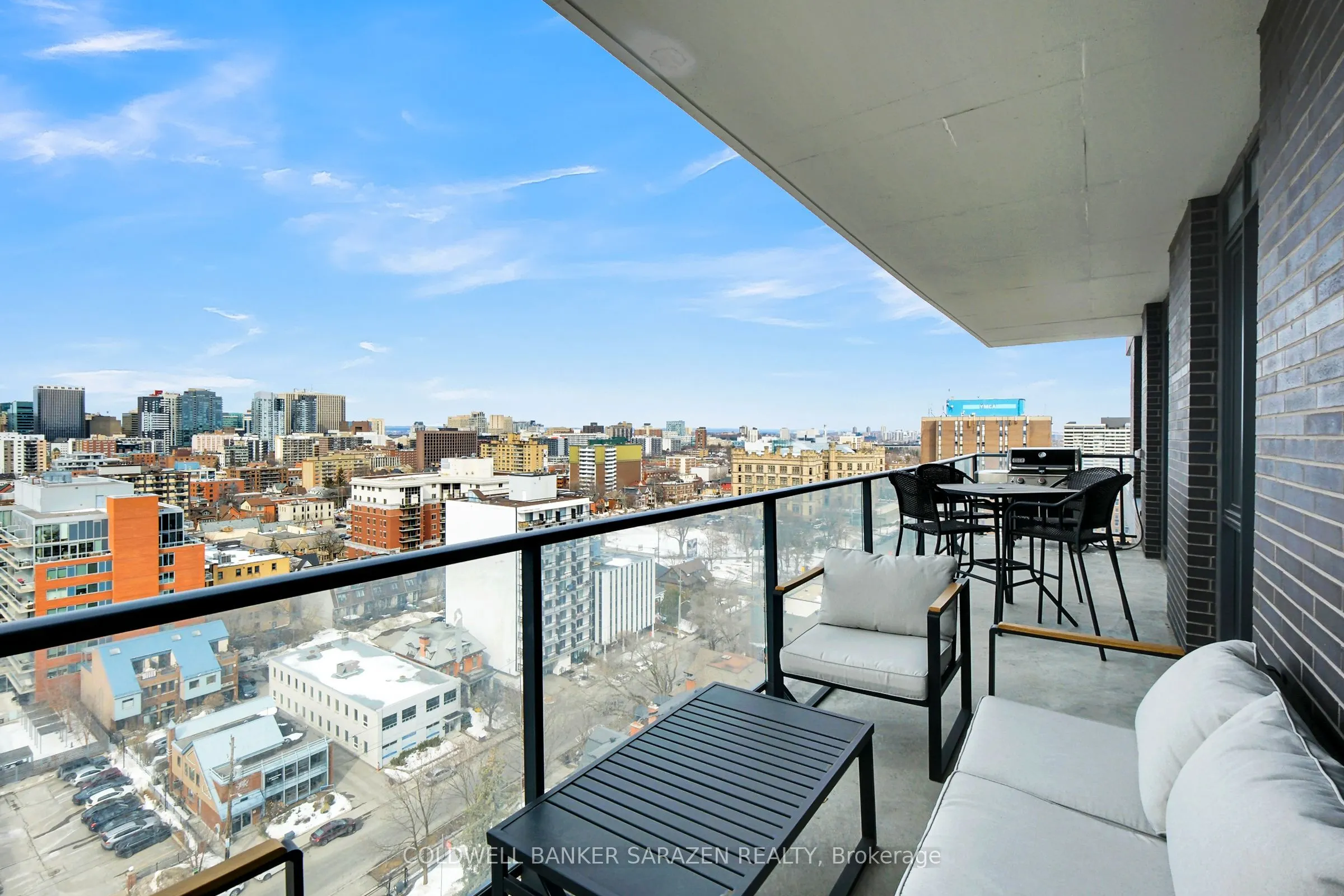 203 Catherine Street, #1407