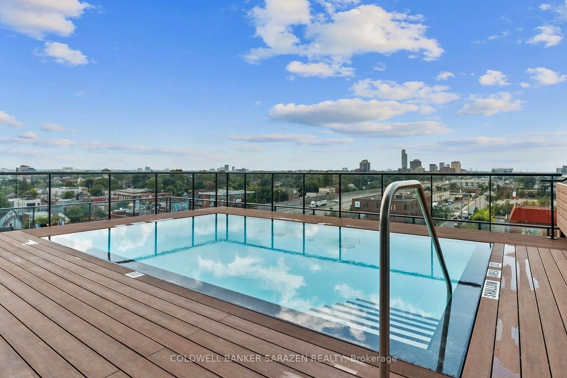 203 Catherine Street, #1407