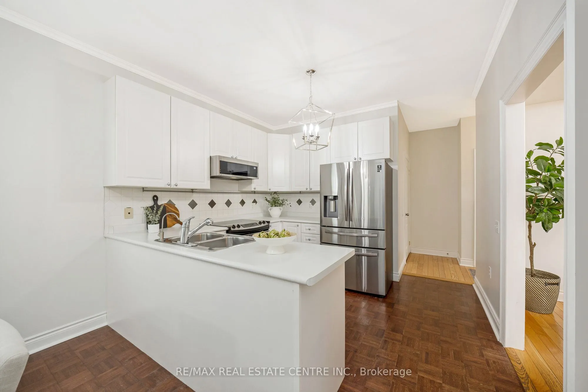 158 Jolliffe Avenue