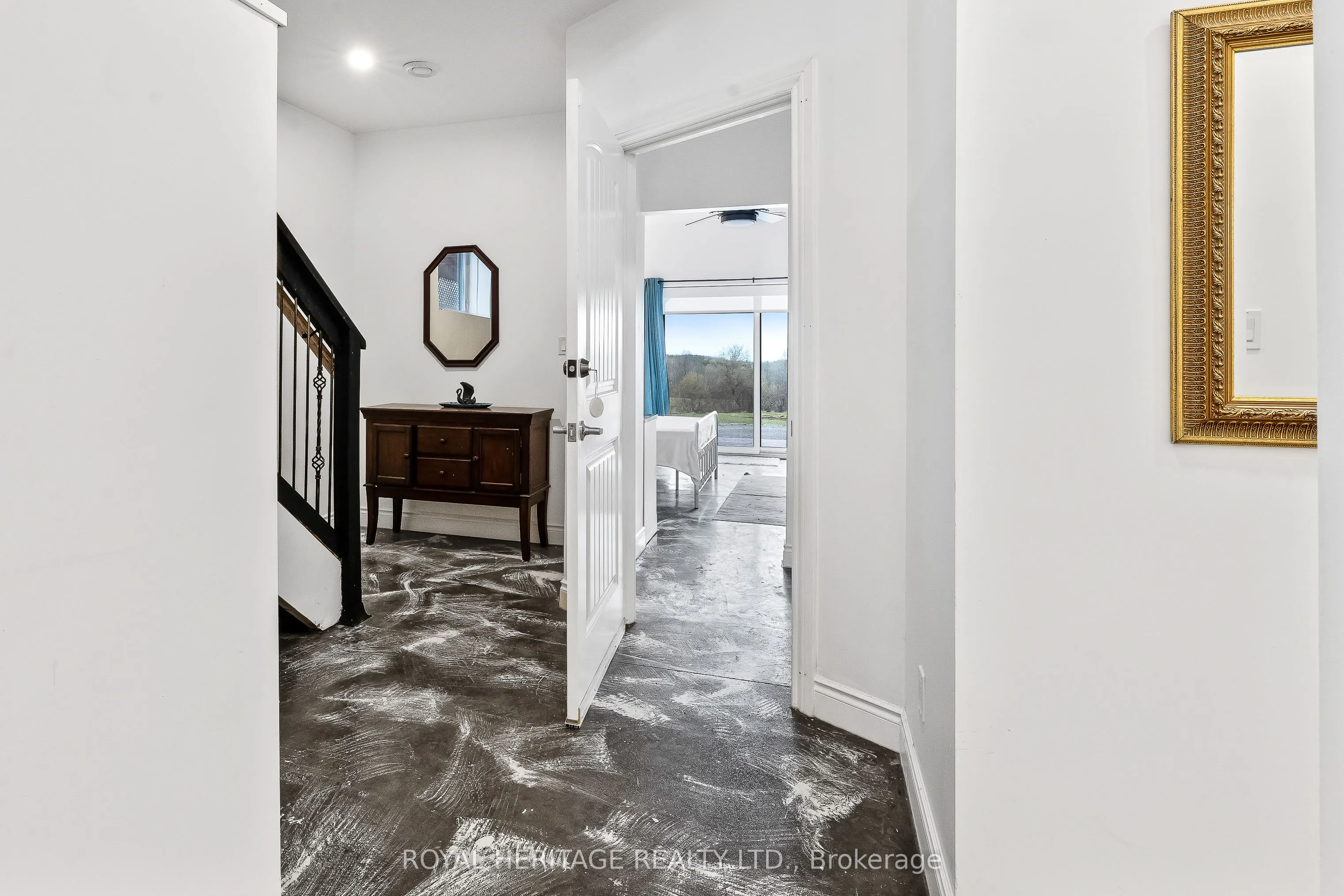 150 Long Reach Road