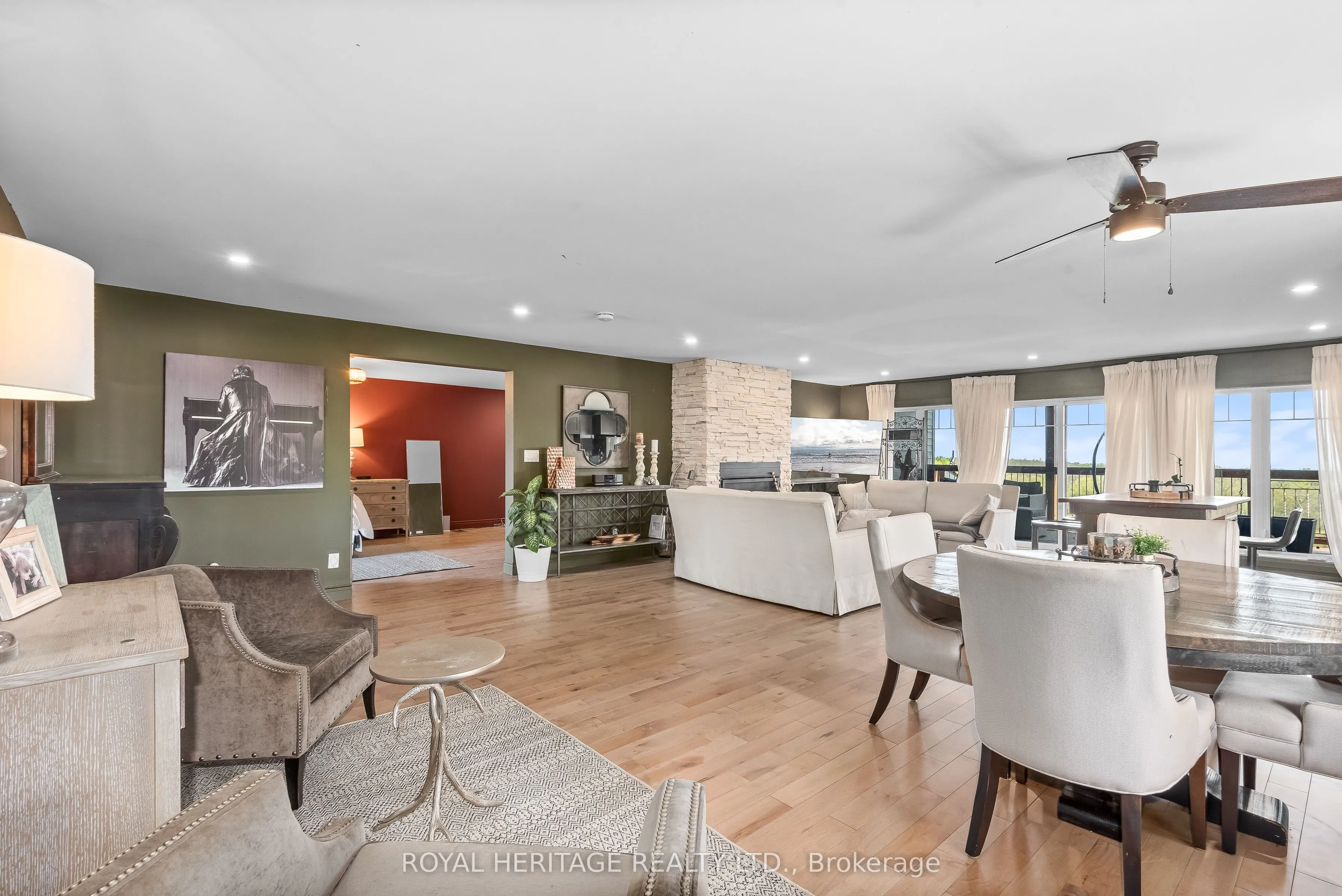 150 Long Reach Road