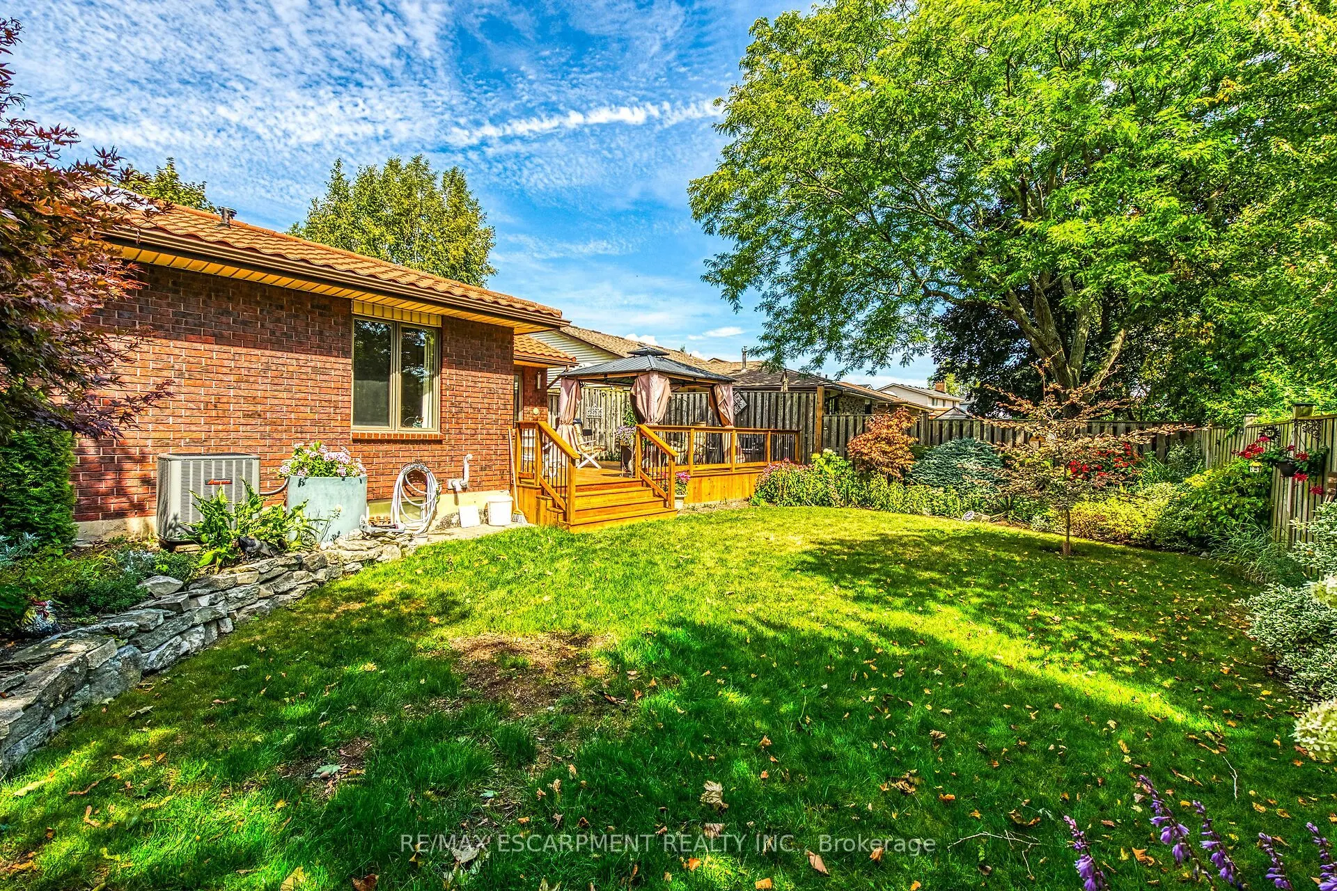 18 McMaster Drive