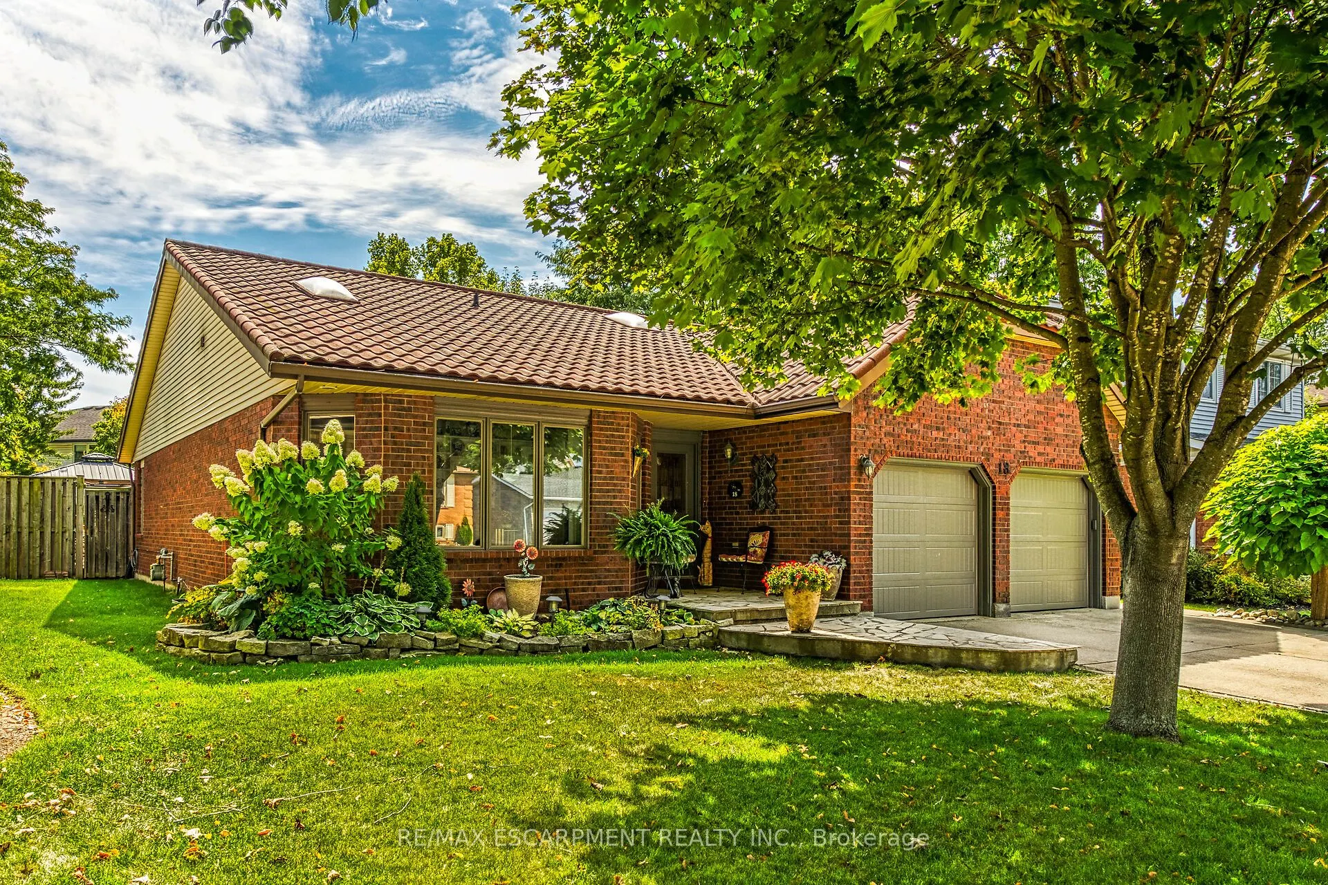 18 McMaster Drive