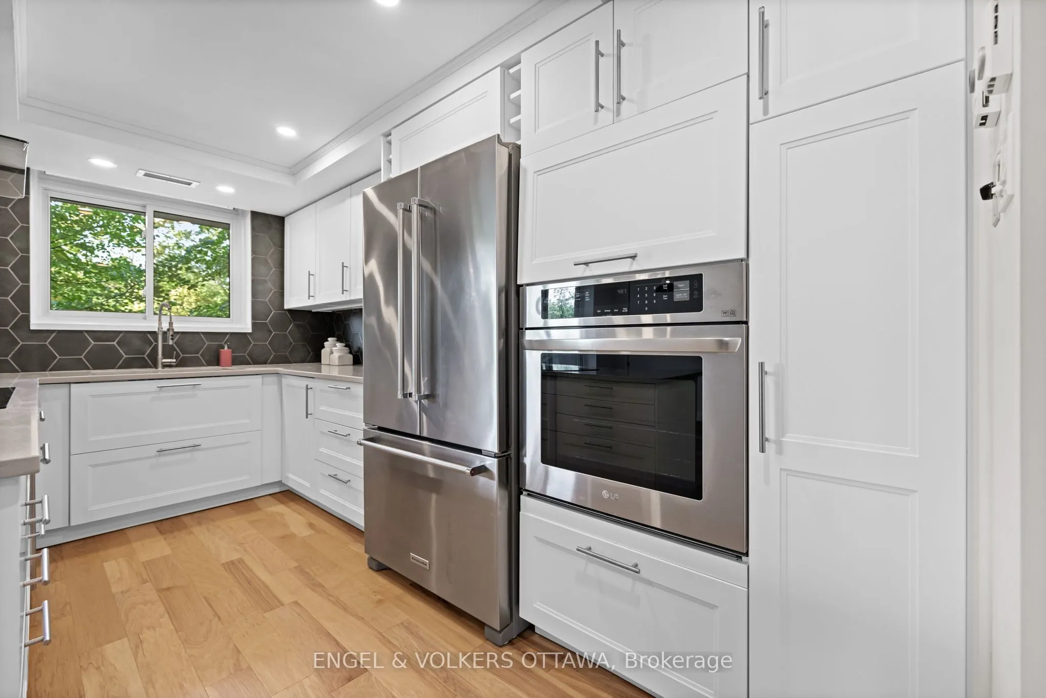 1705 Playfair Drive, #105
