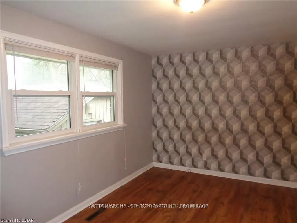 83 Britannia Avenue, #Upper