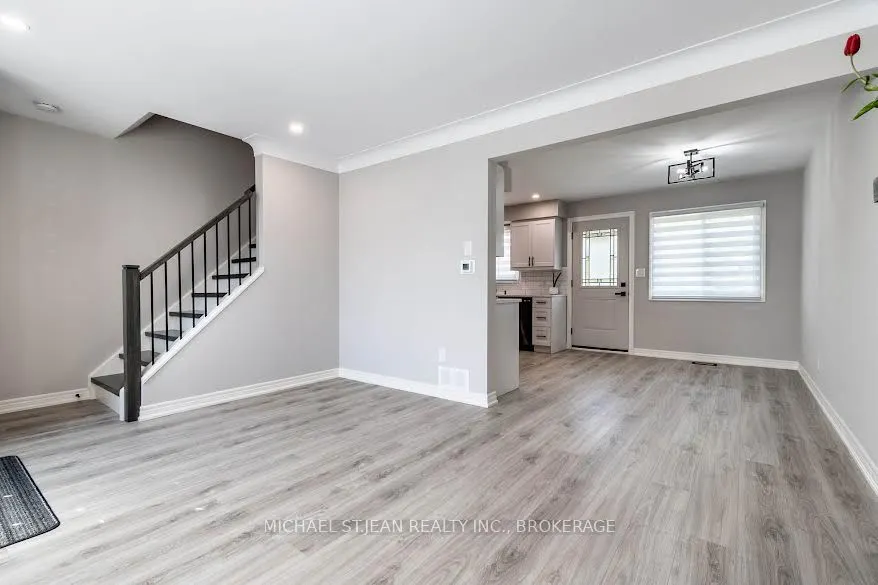 261 Scott Street, #B