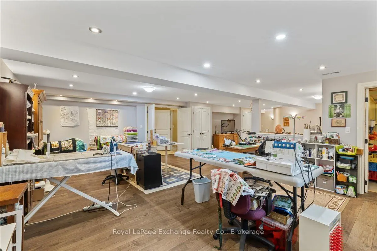 569 Creekwood Drive
