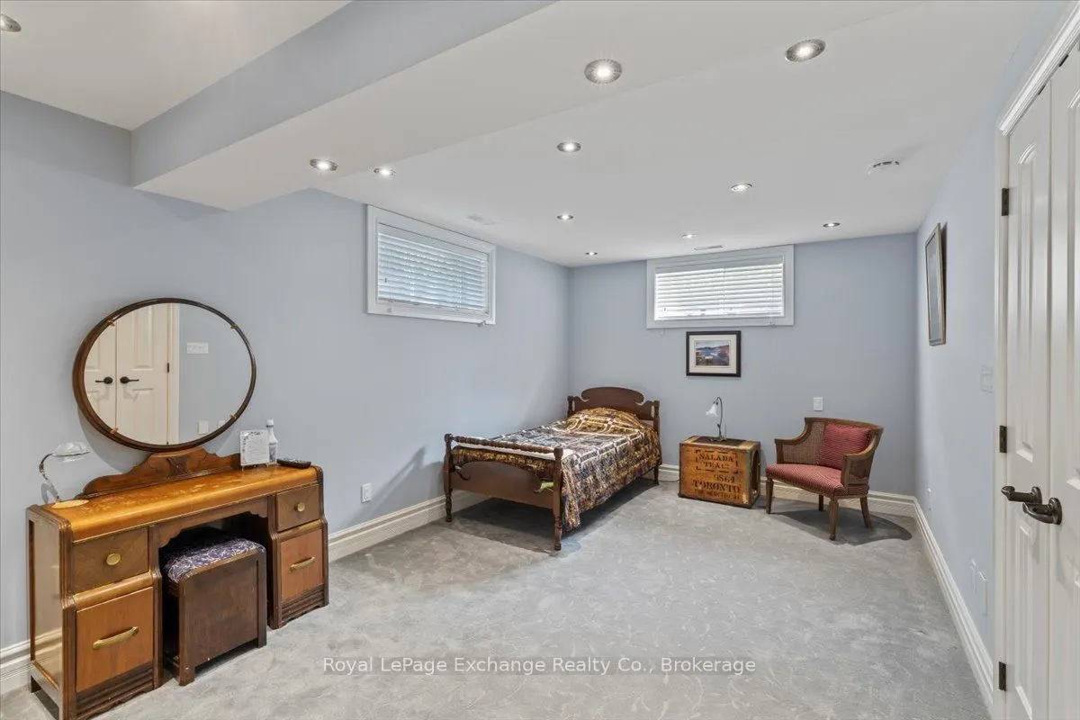 569 Creekwood Drive