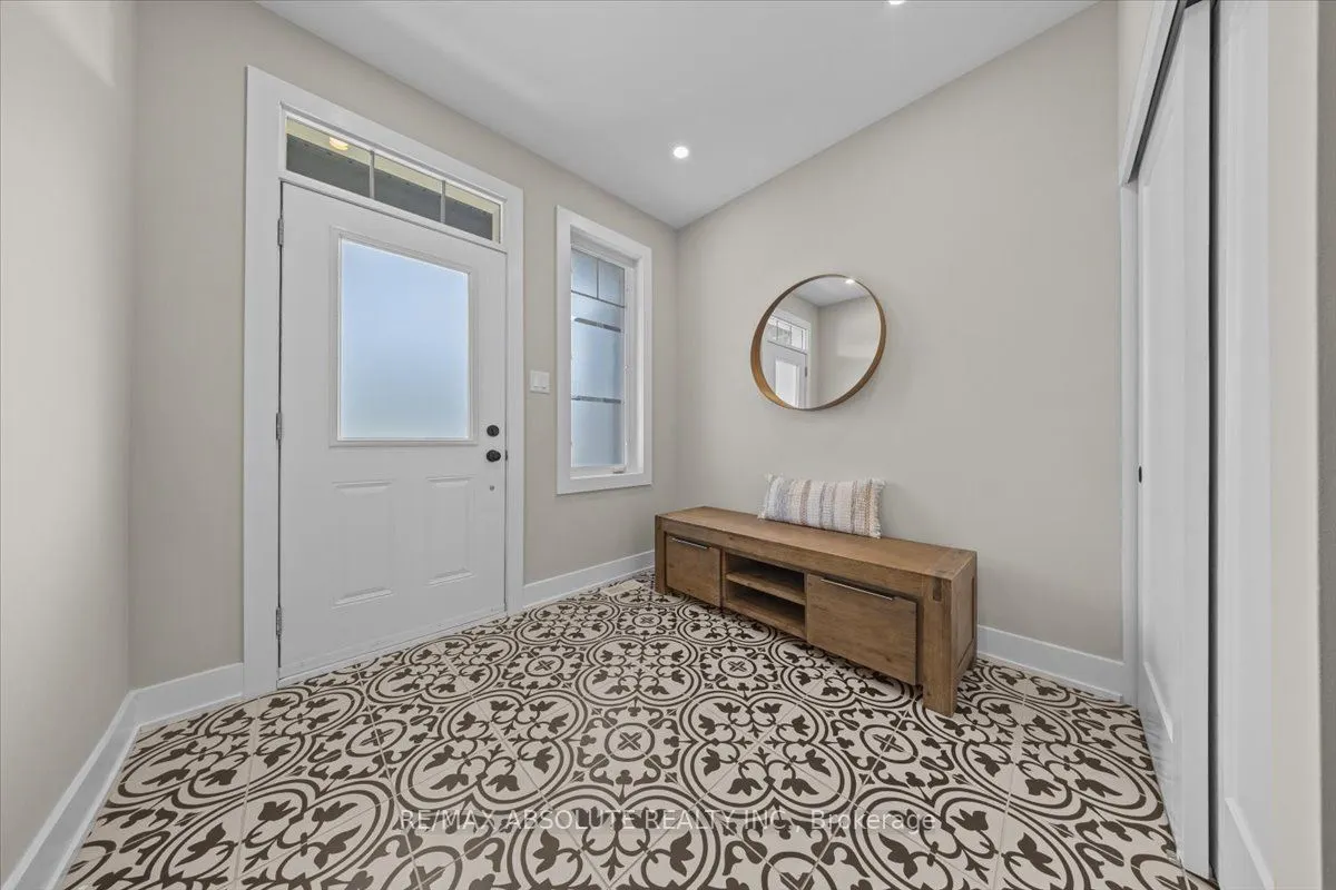 332 Haliburton Heights