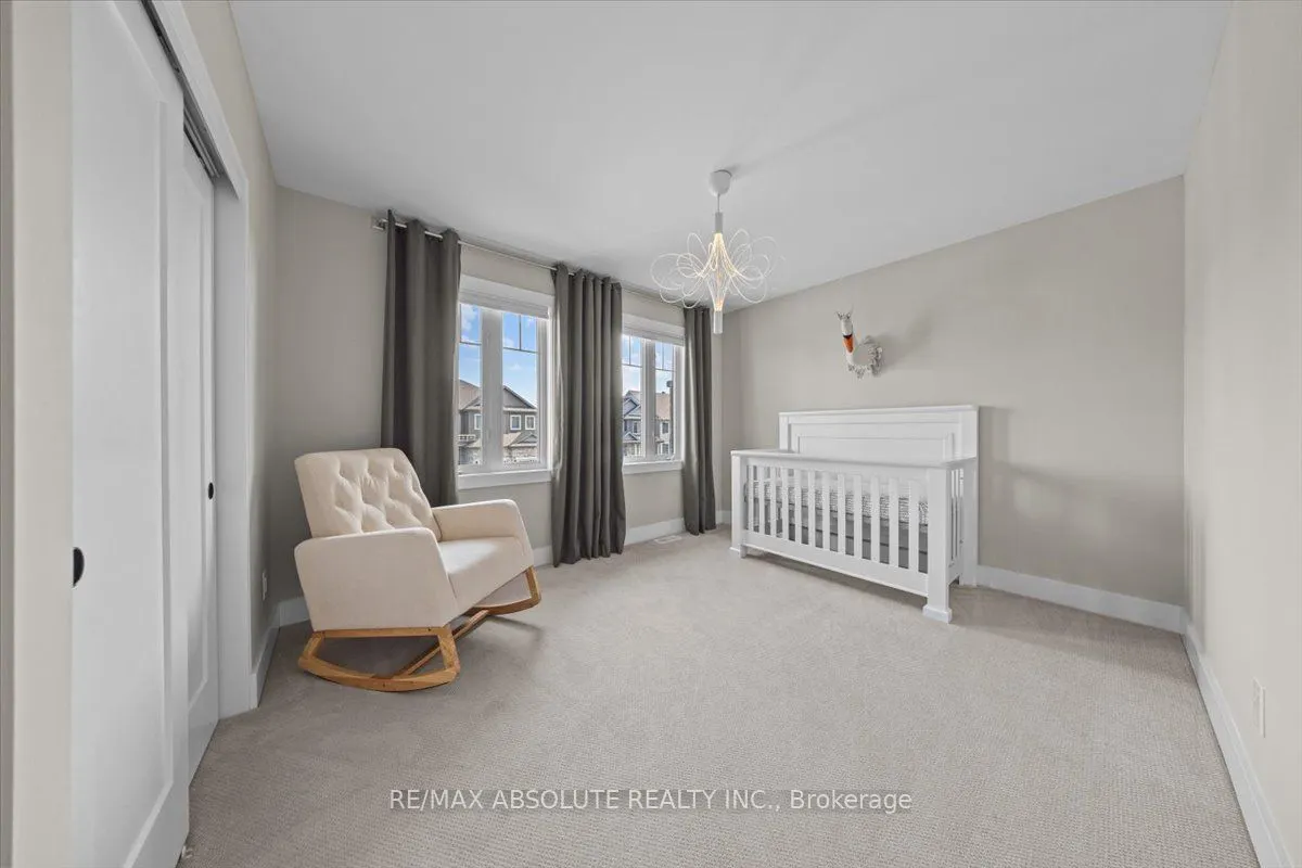 332 Haliburton Heights