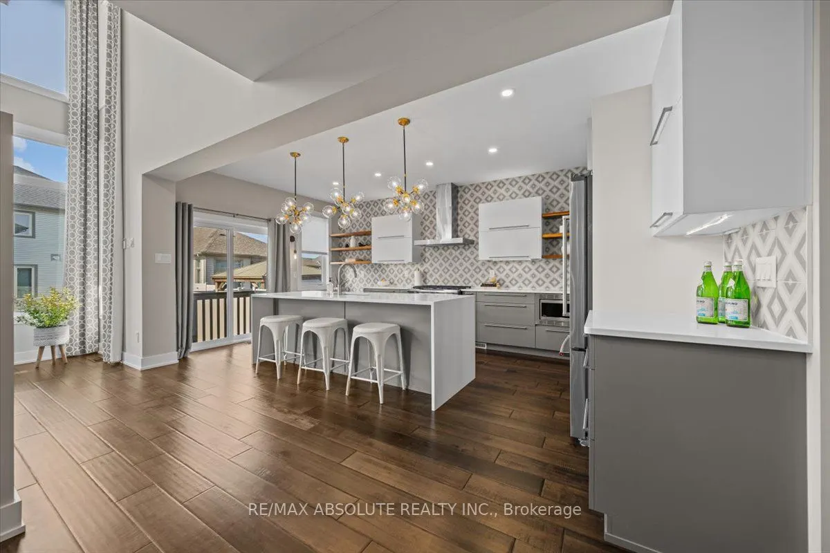 332 Haliburton Heights