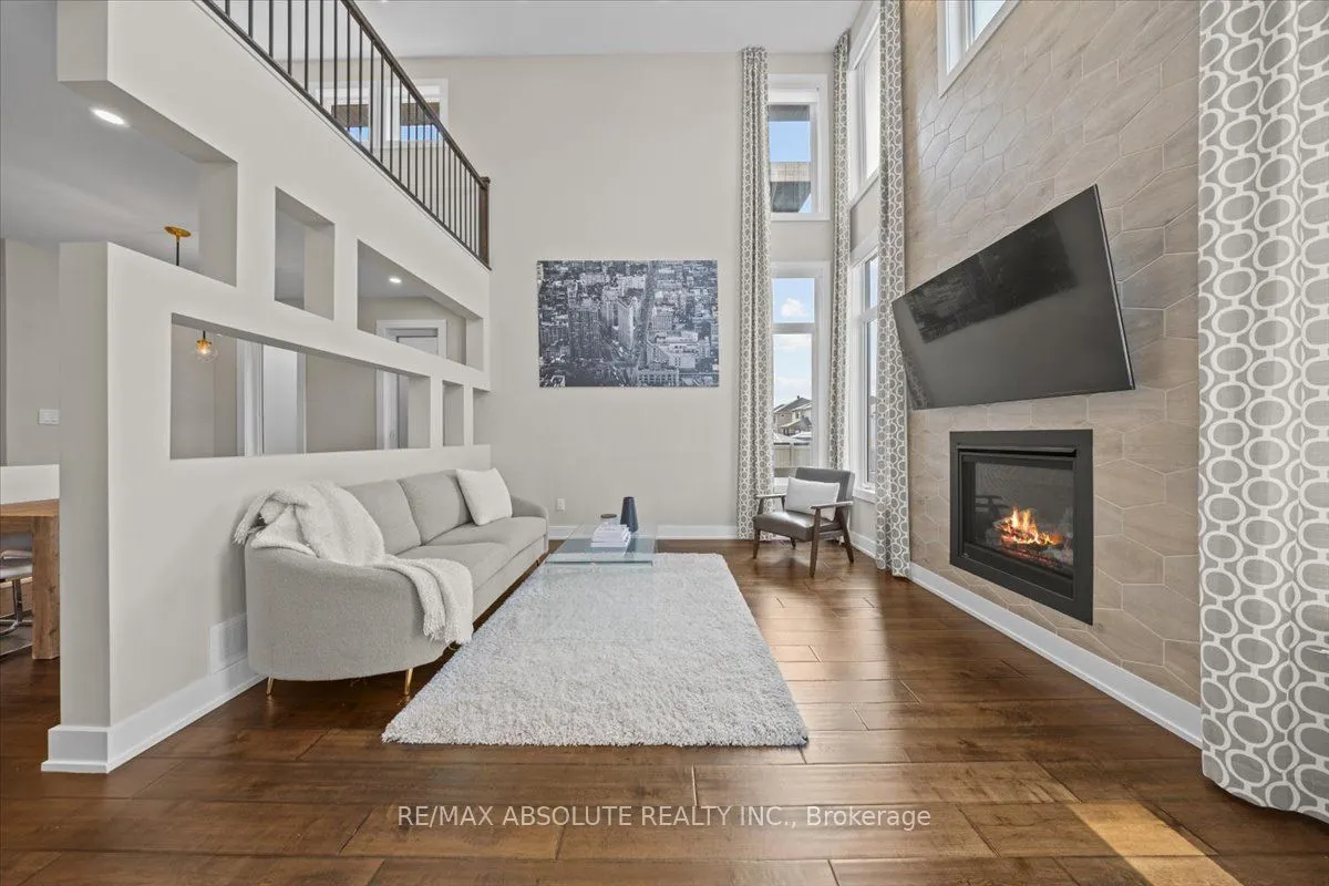 332 Haliburton Heights