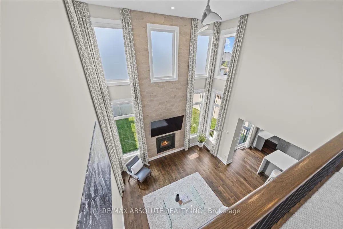 332 Haliburton Heights