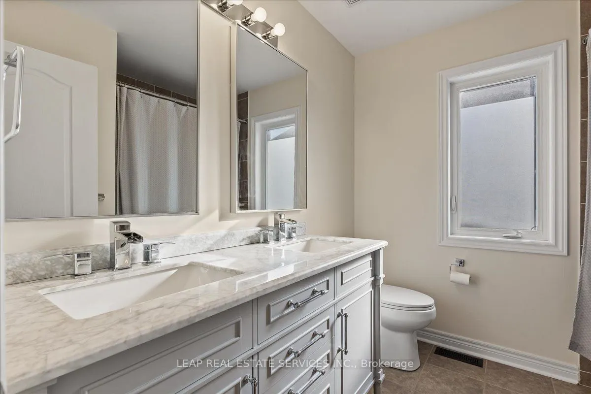 425 Rideau River Street