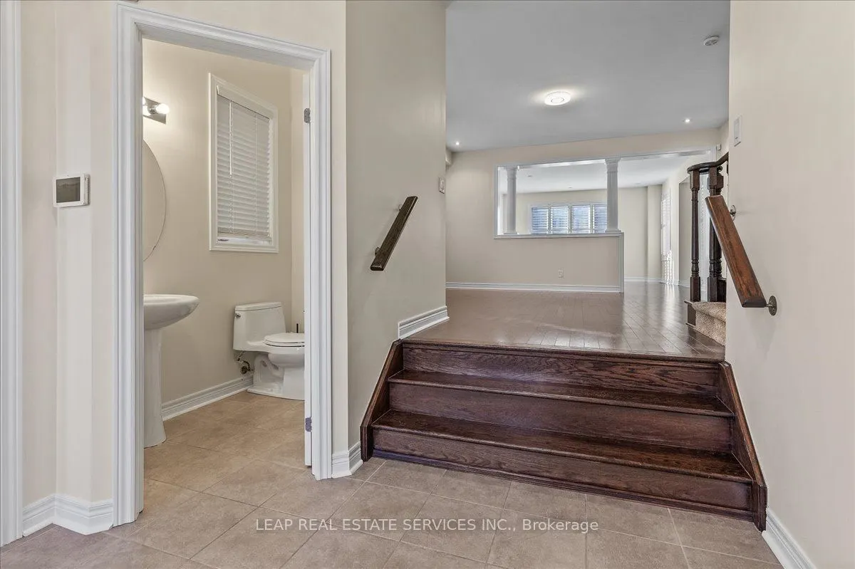 425 Rideau River Street