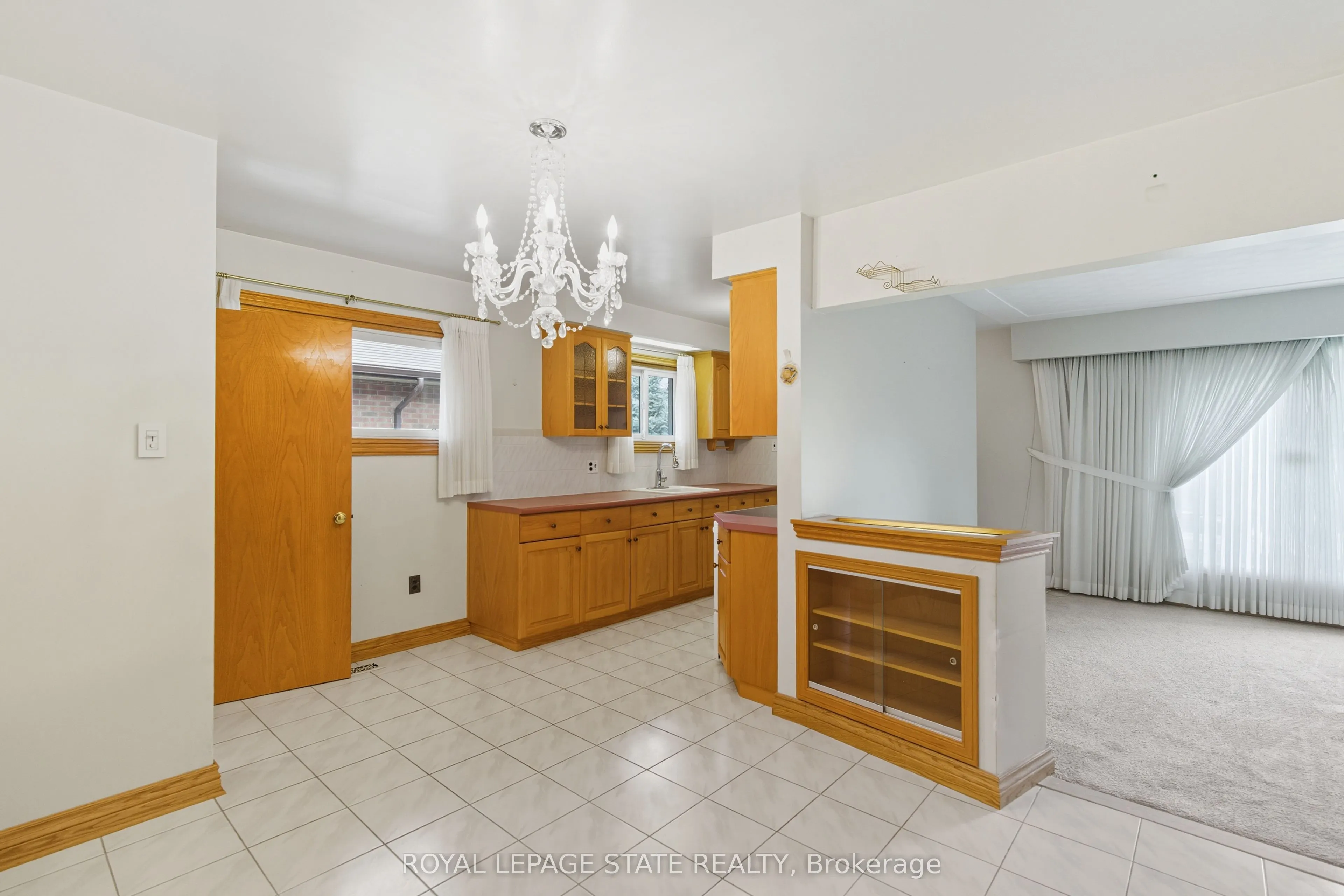 98 East 16th Street