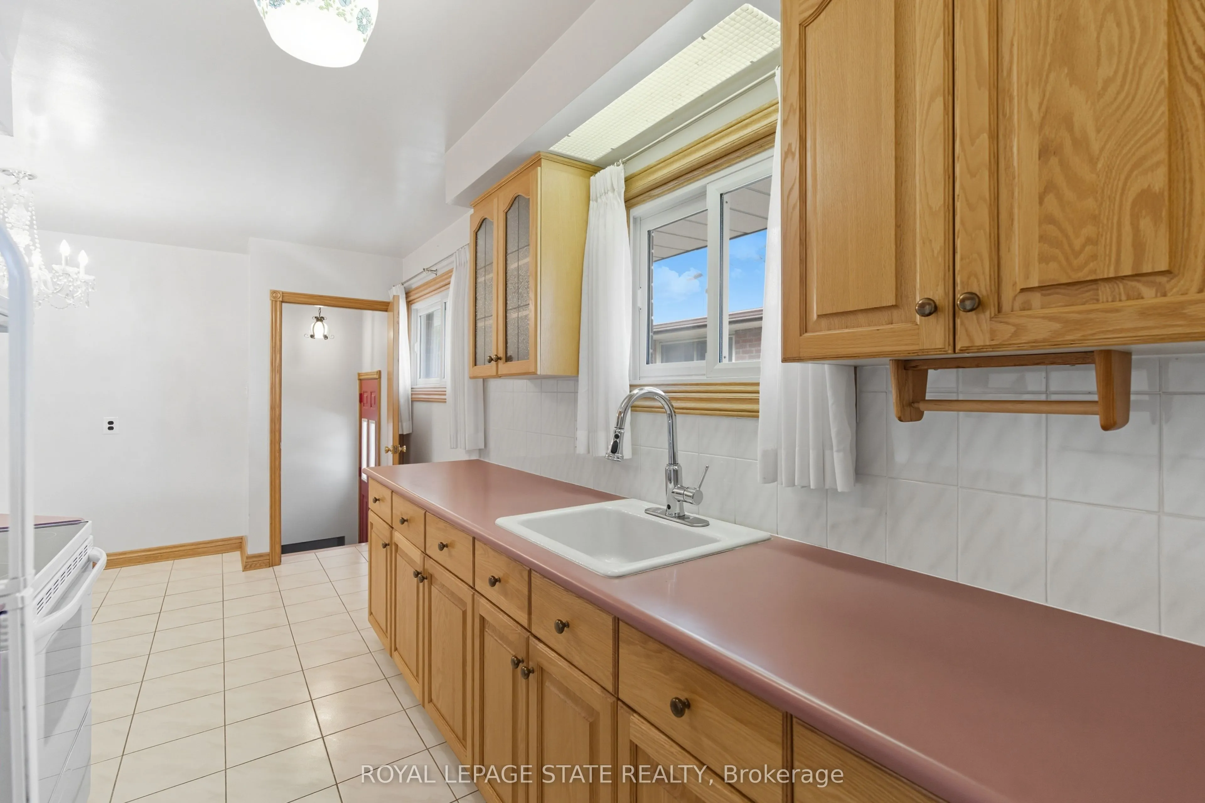 98 East 16th Street