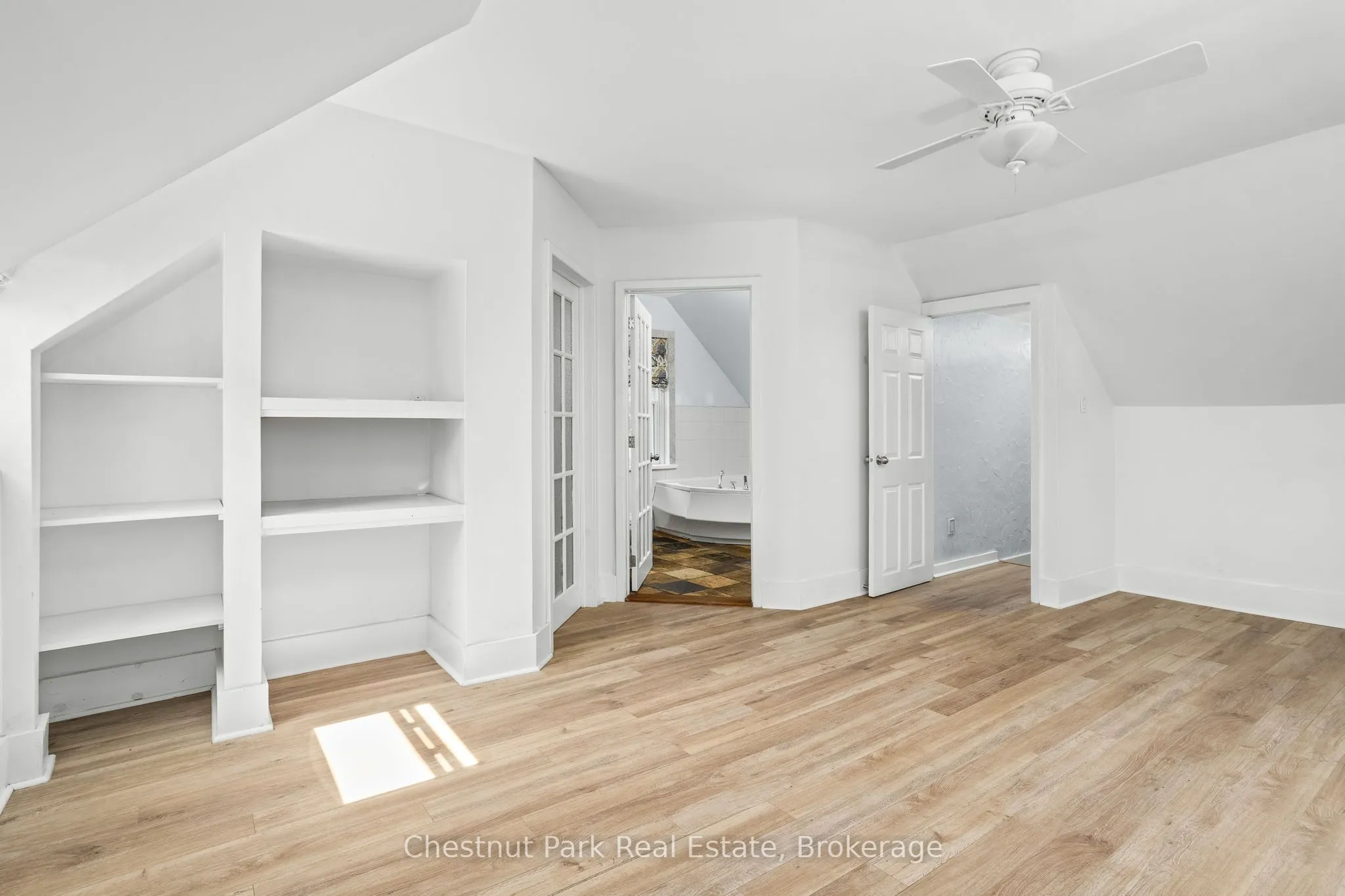 615 Bay Street