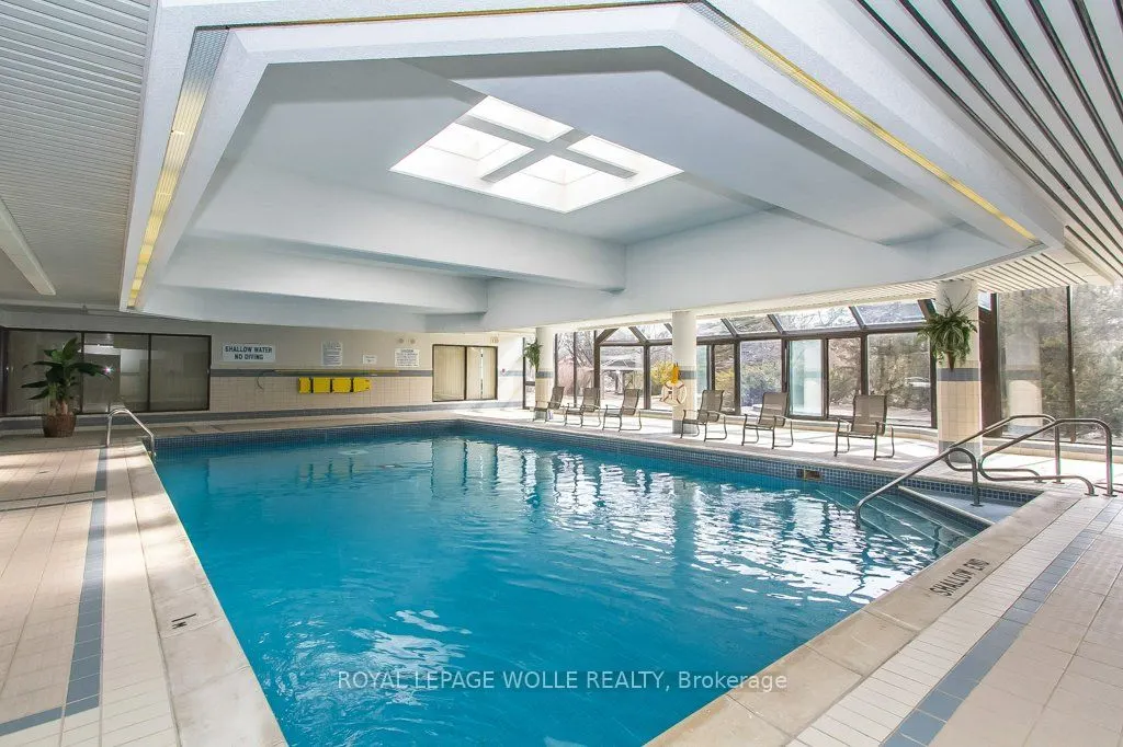 4 Willow Street, #903