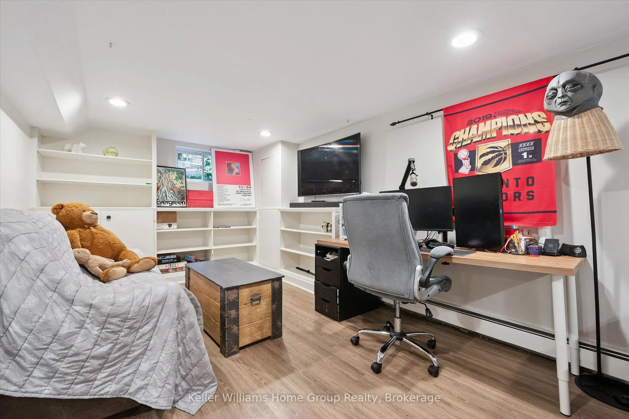 25 Forest Hill Drive