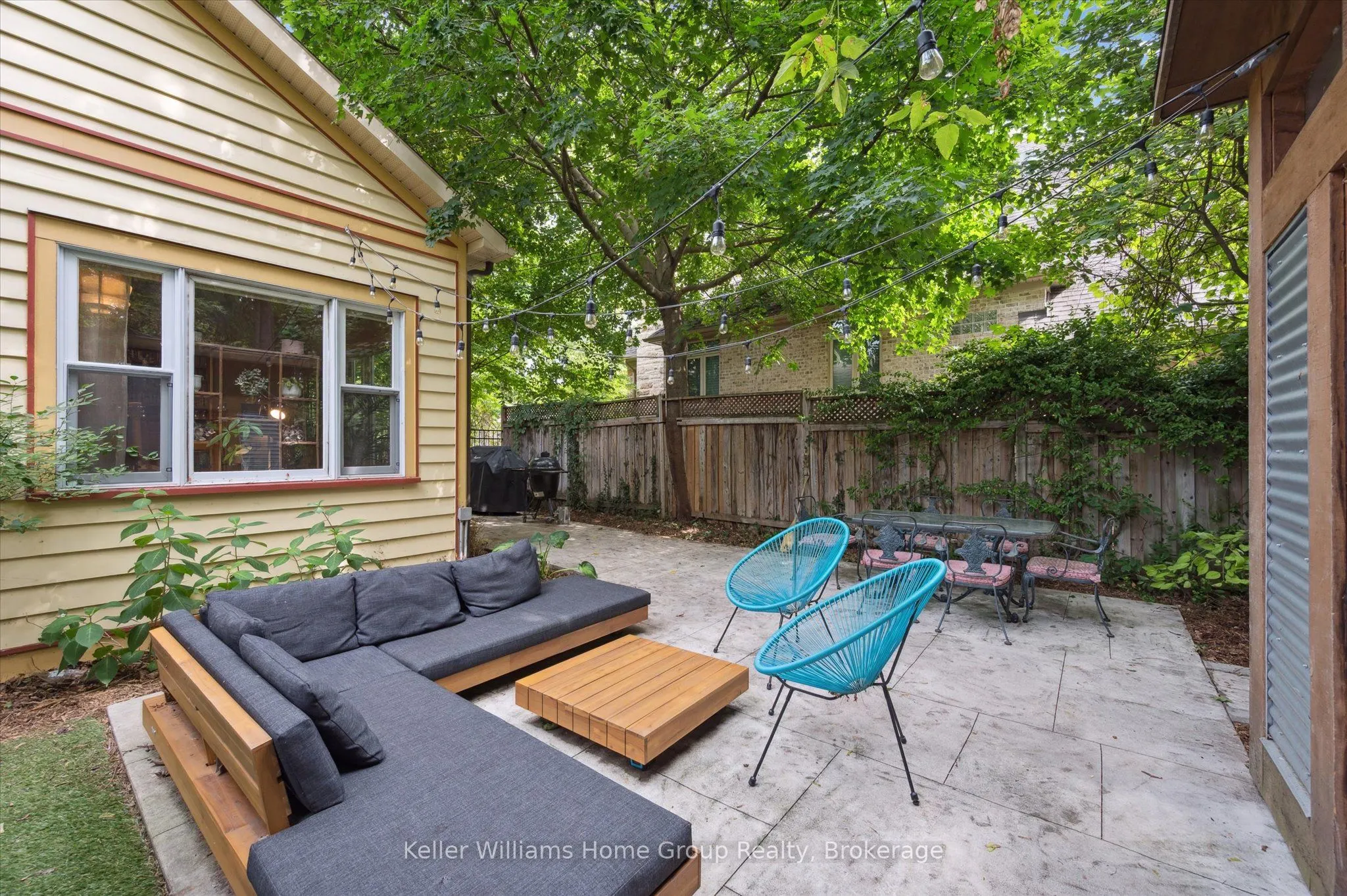 25 Forest Hill Drive