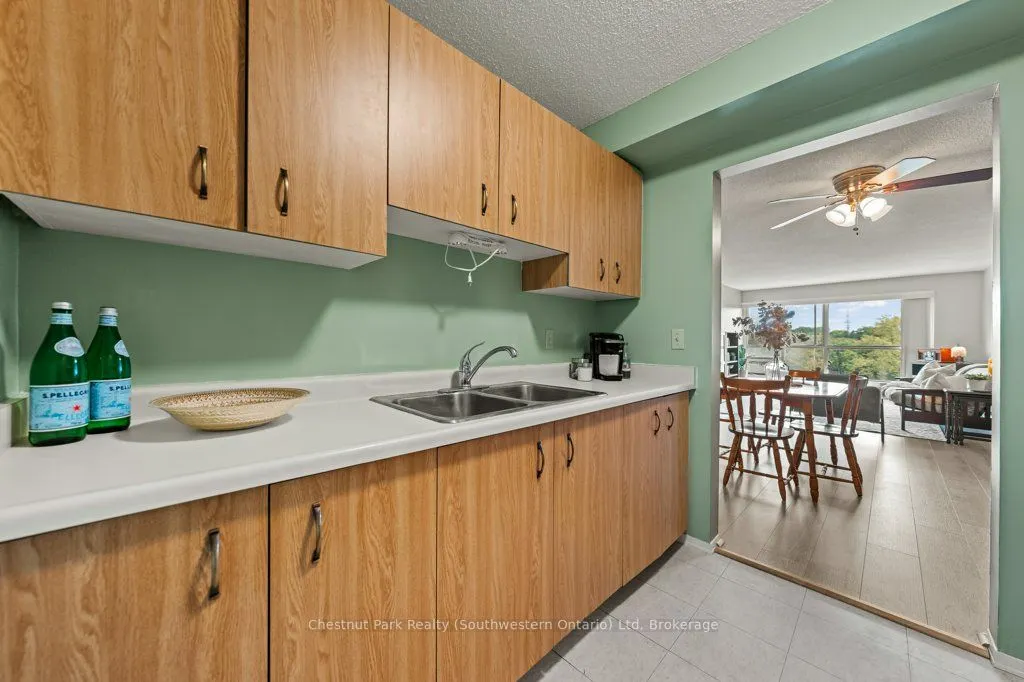 358 Waterloo Avenue, #407