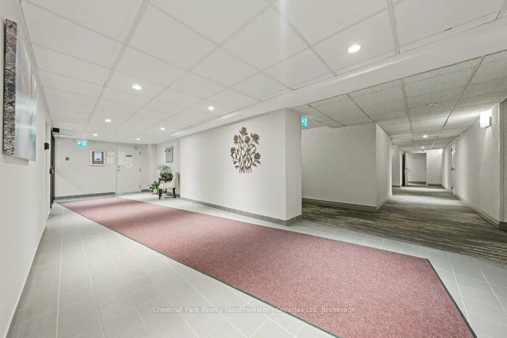 358 Waterloo Avenue, #407