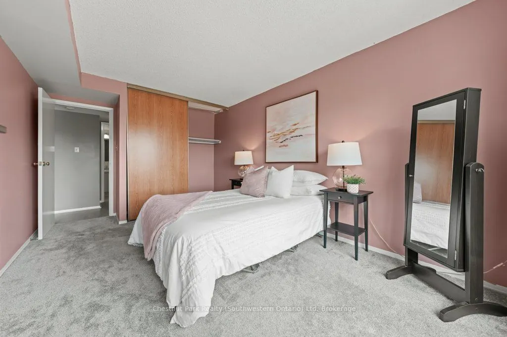 358 Waterloo Avenue, #407