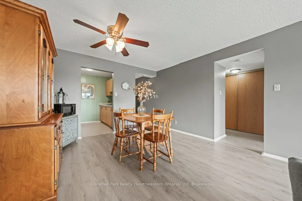 358 Waterloo Avenue, #407