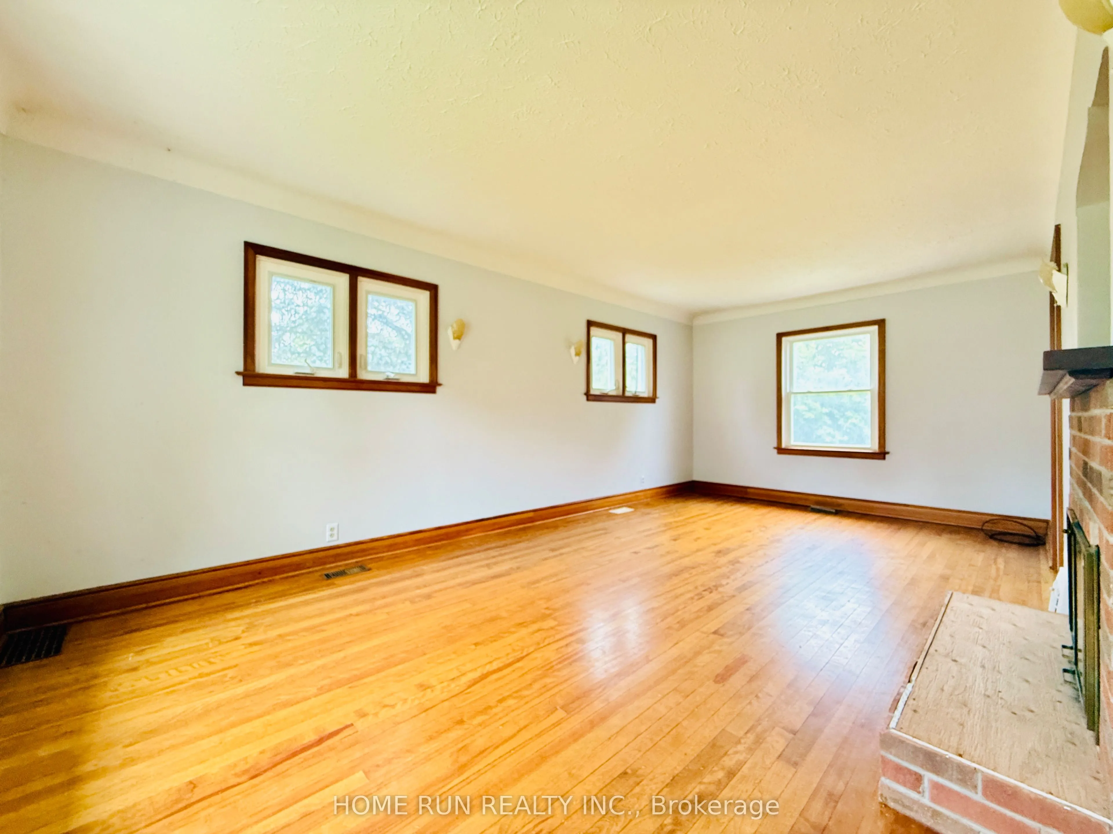 5687 First Line Road