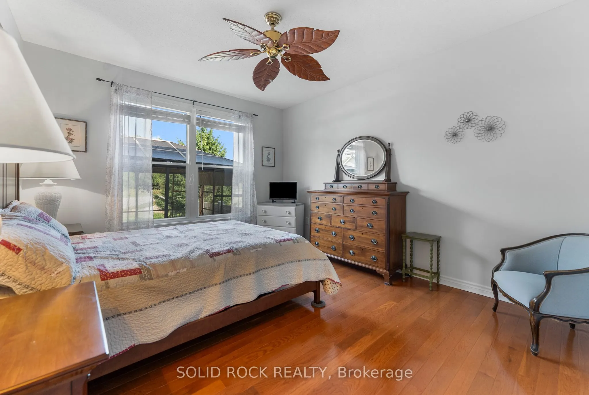 659 Country Trail Private