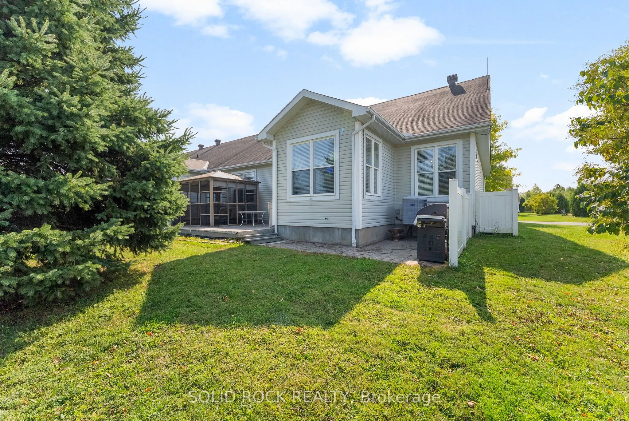 659 Country Trail Private