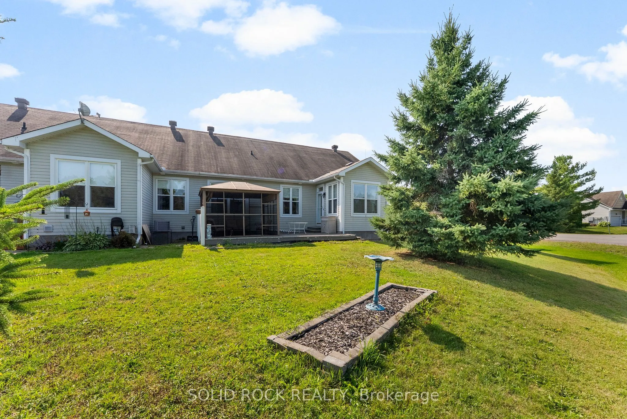 659 Country Trail Private
