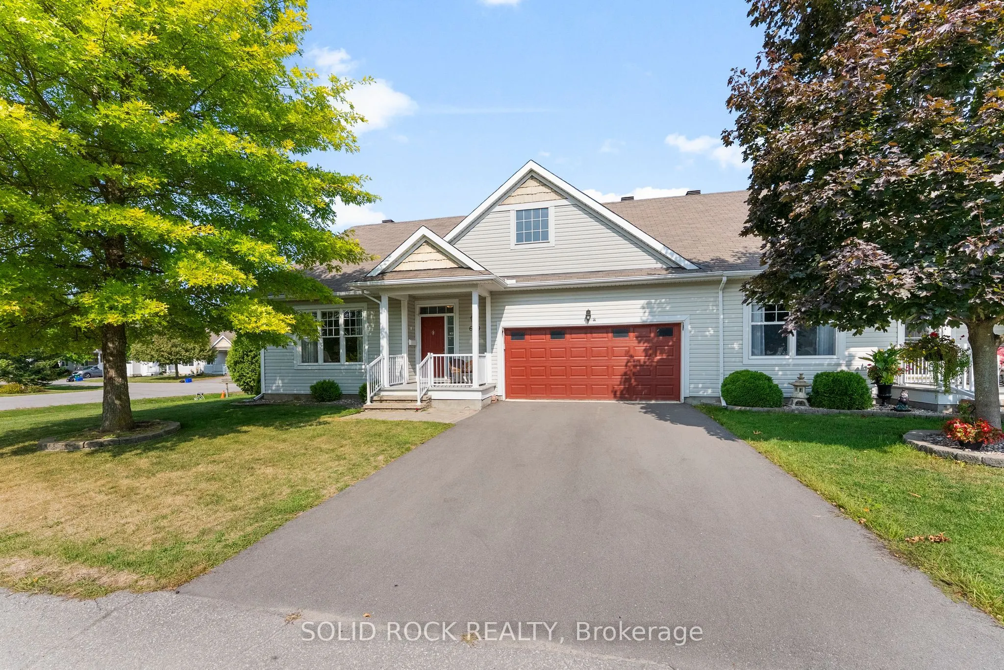 659 Country Trail Private