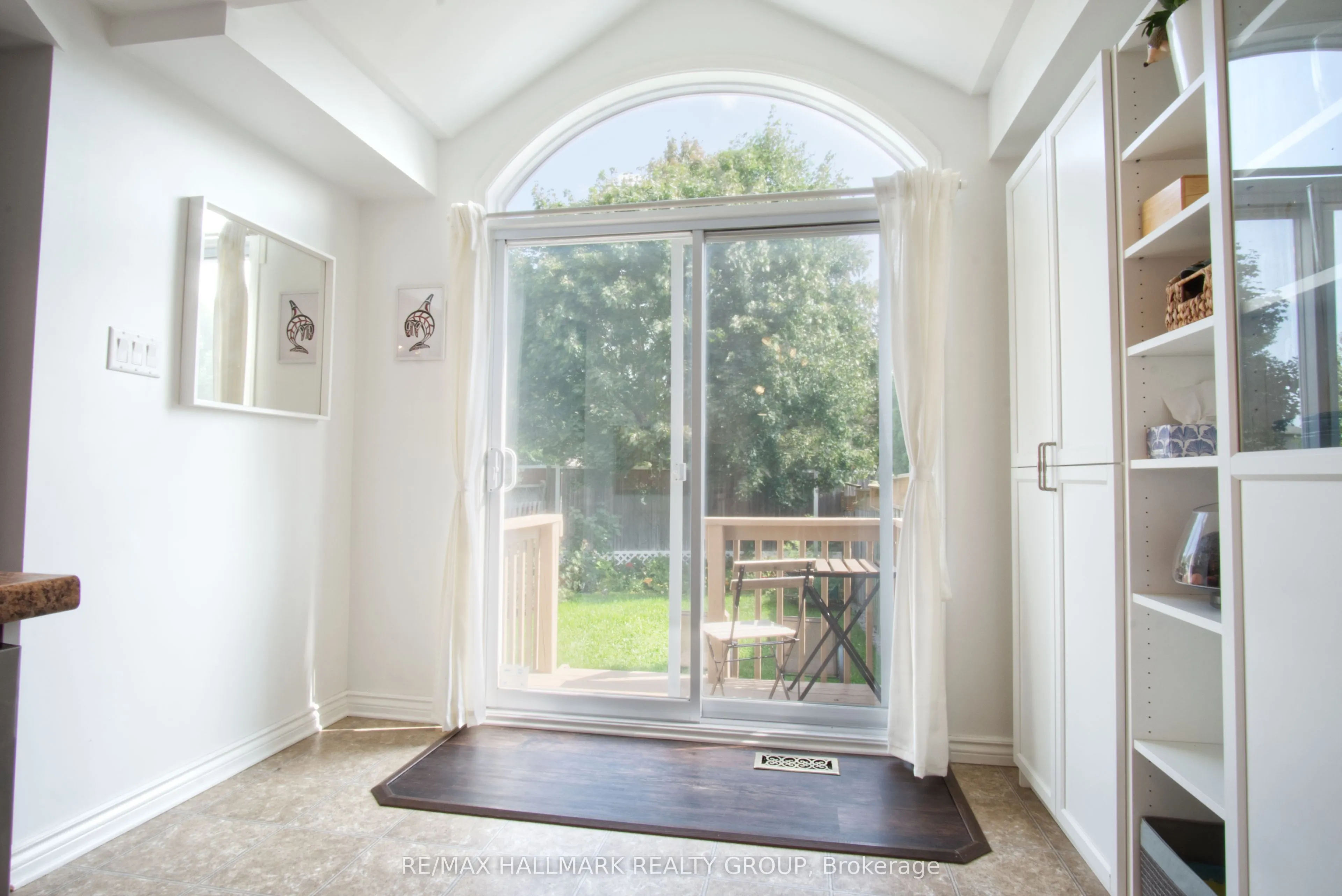 2239 Brockstone Crescent