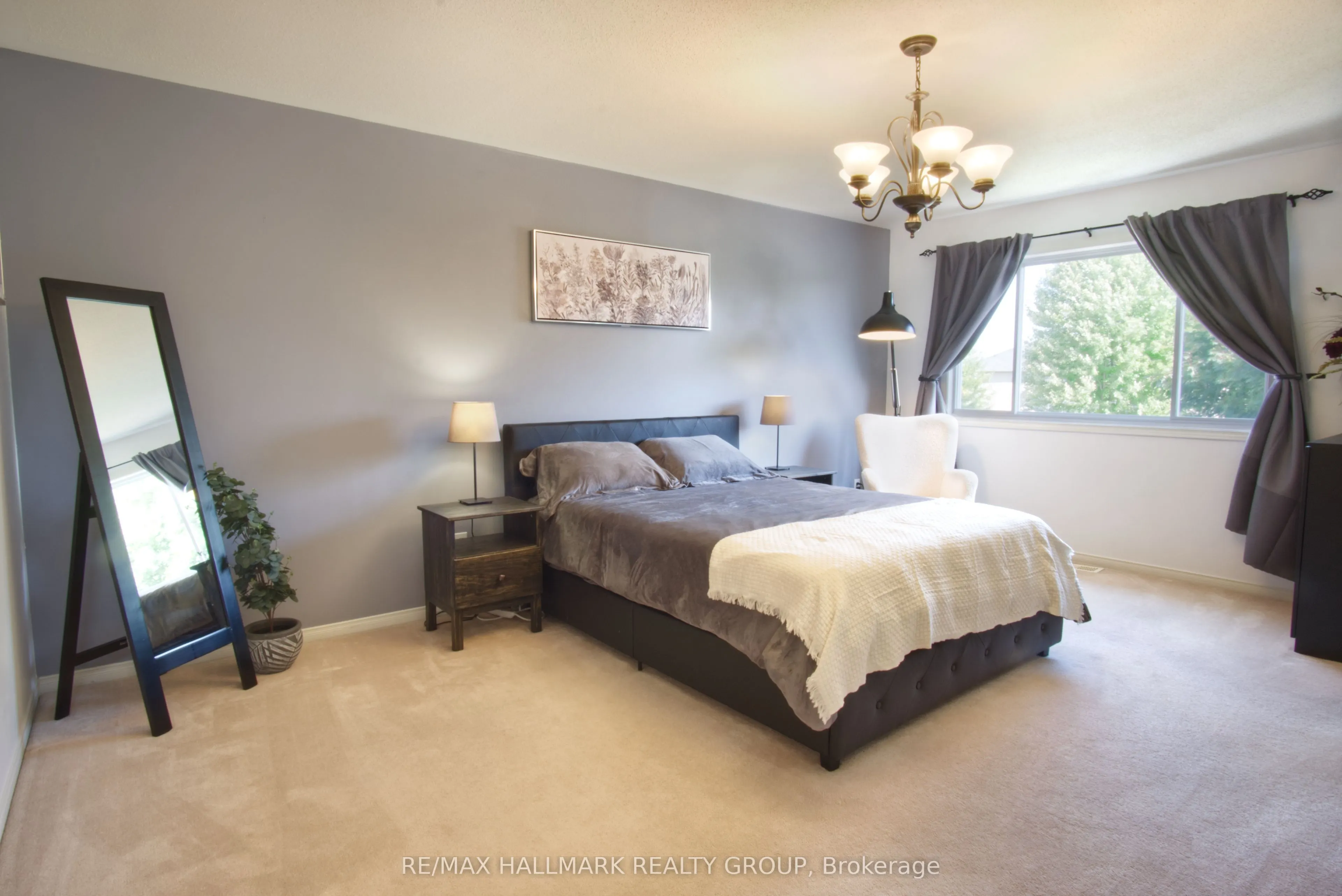 2239 Brockstone Crescent