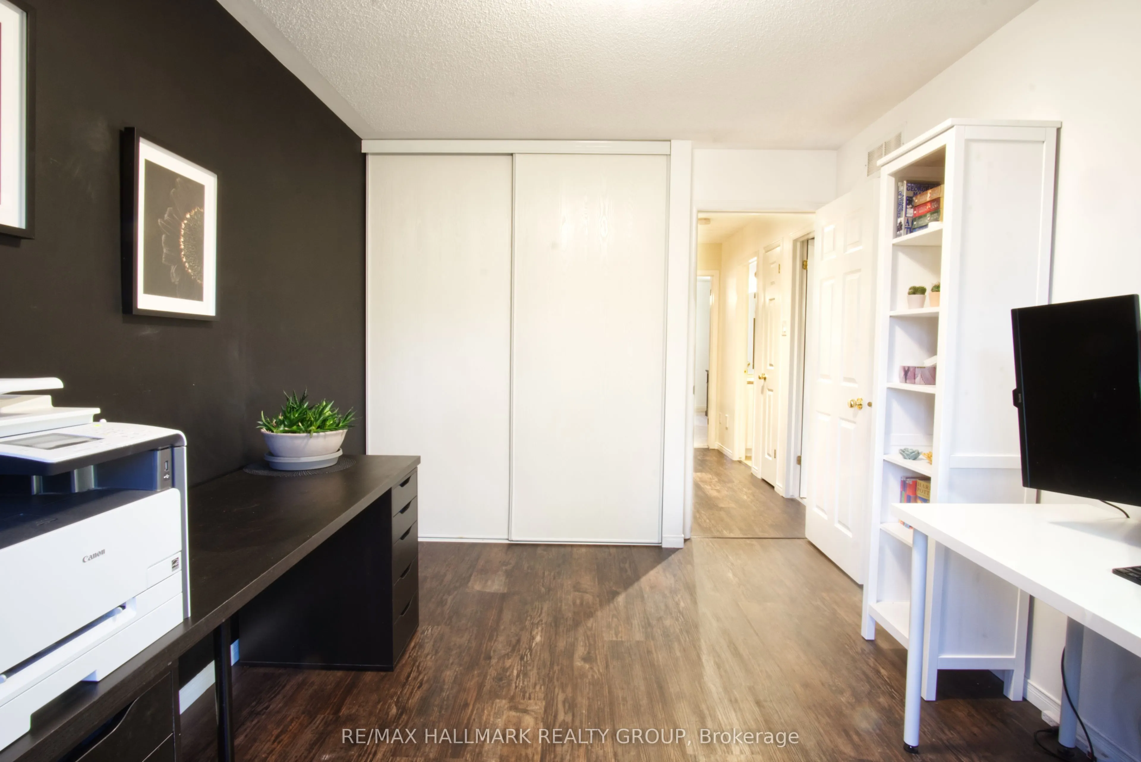 2239 Brockstone Crescent