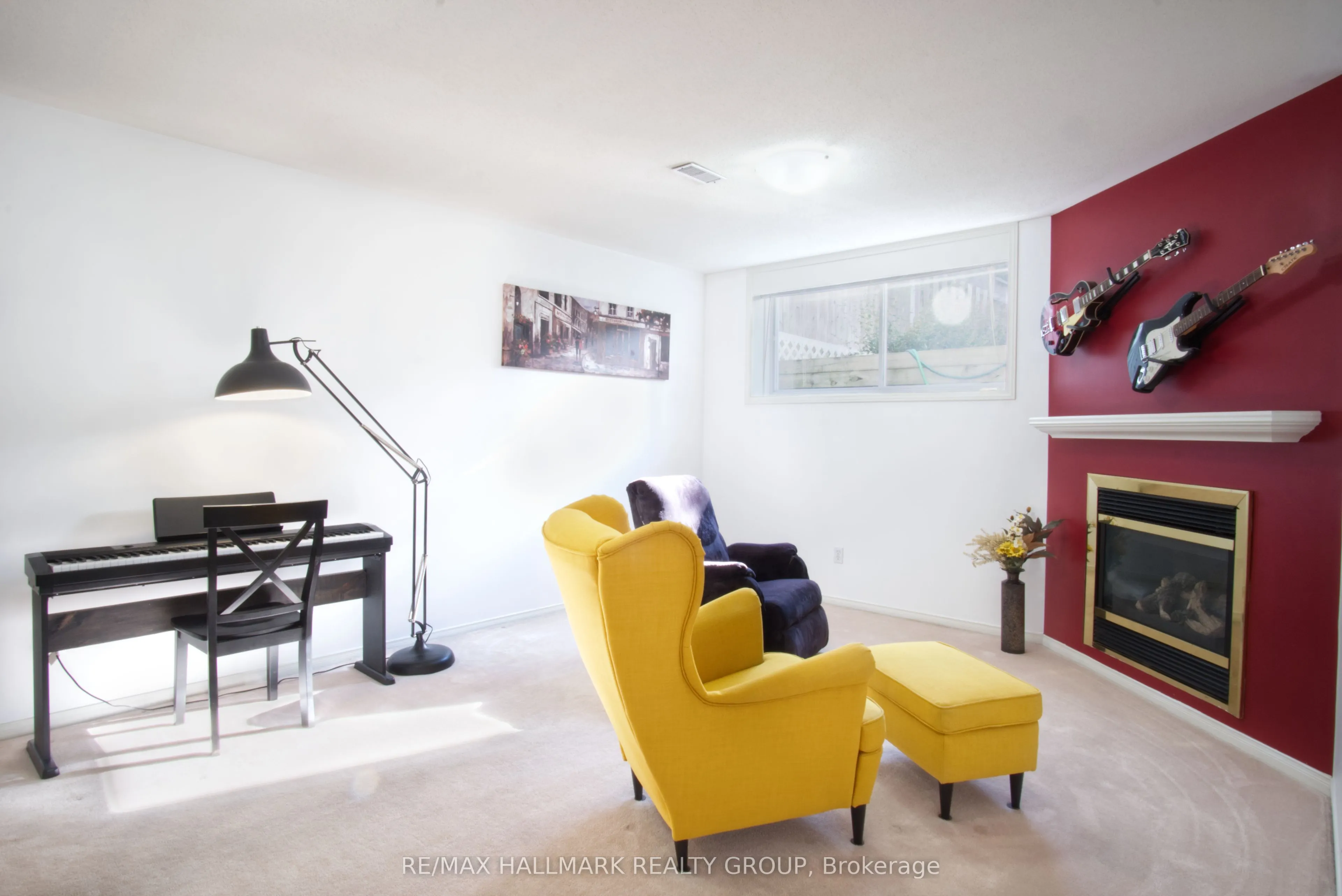 2239 Brockstone Crescent