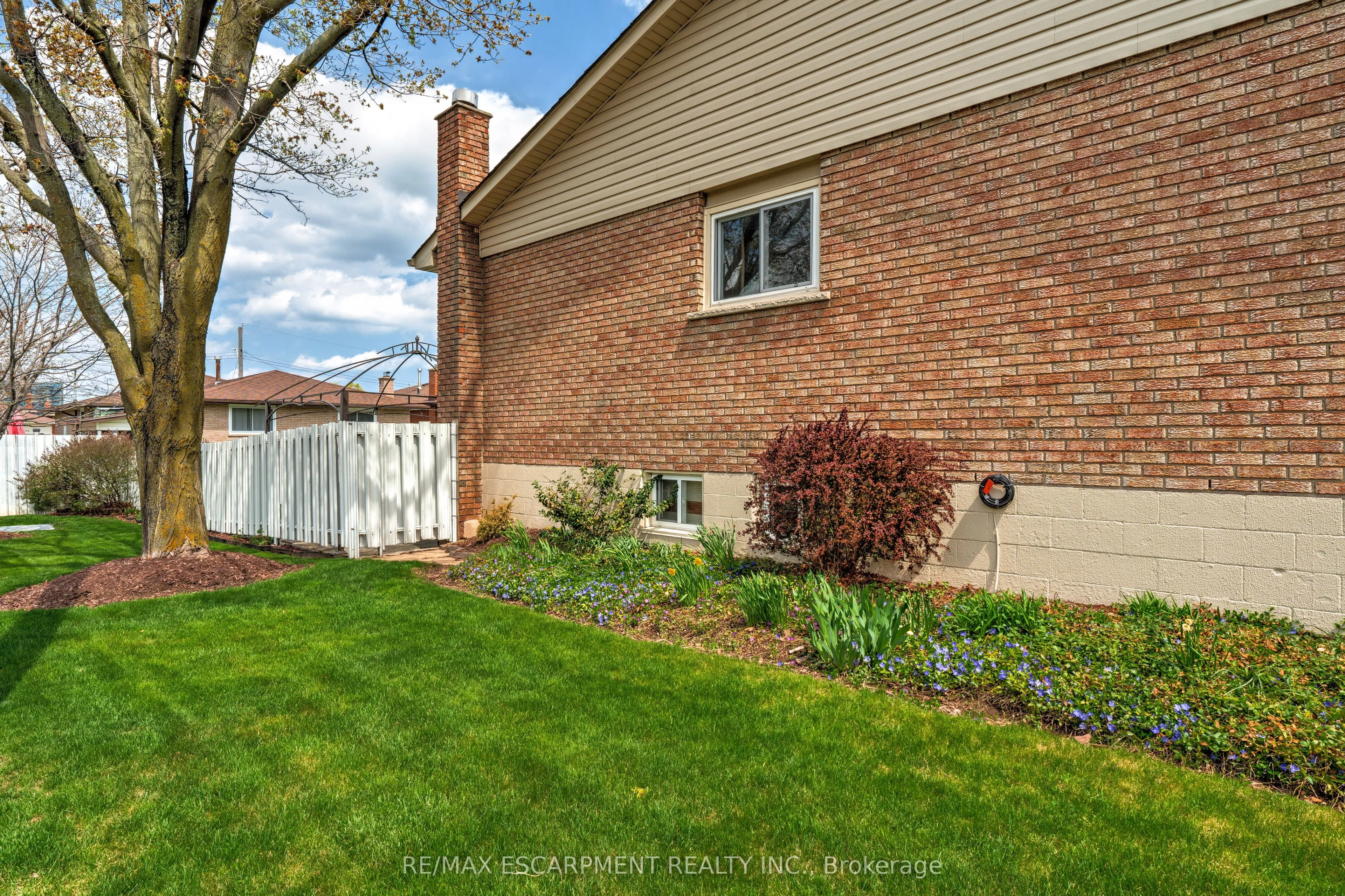 302 Highridge Avenue