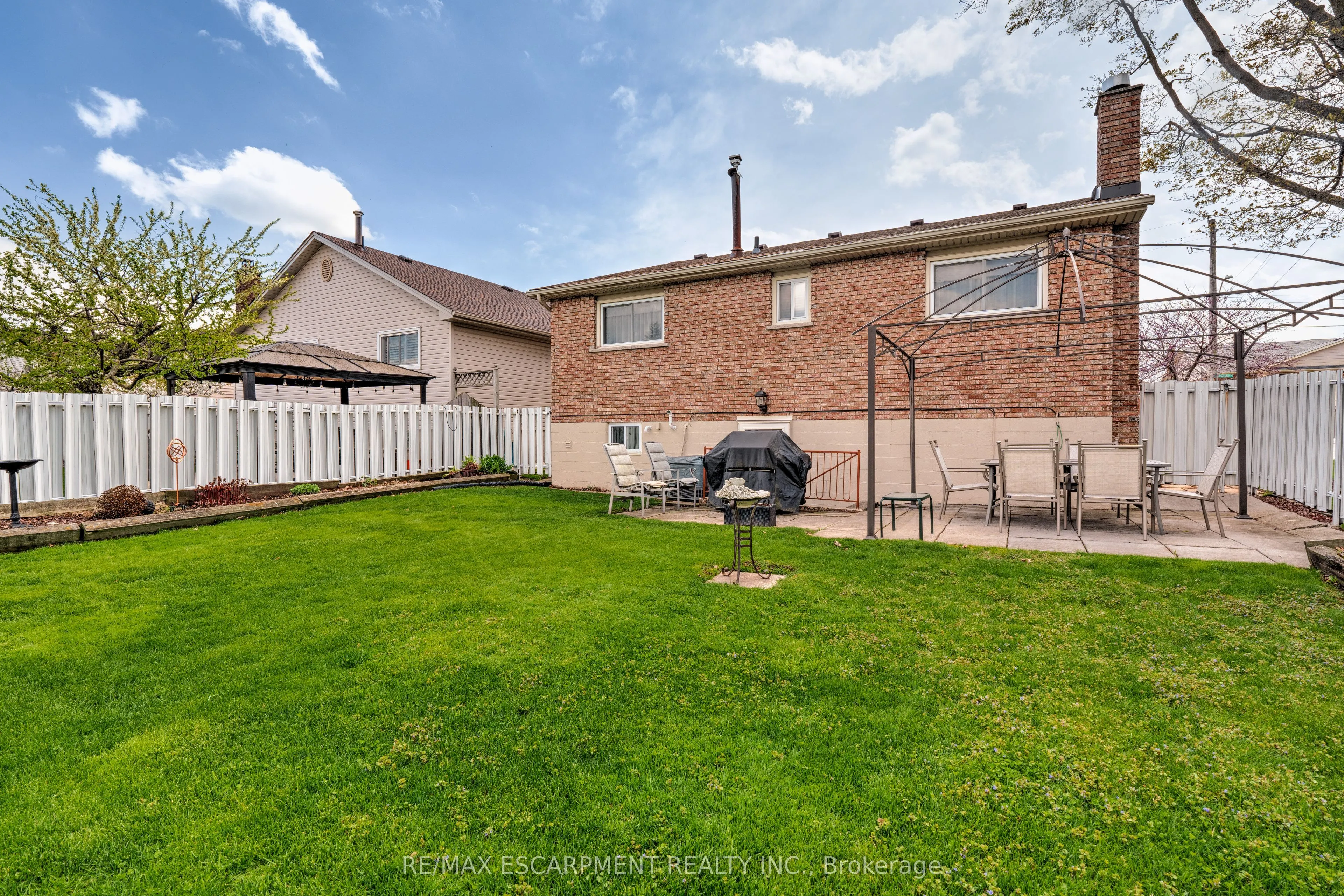 302 Highridge Avenue