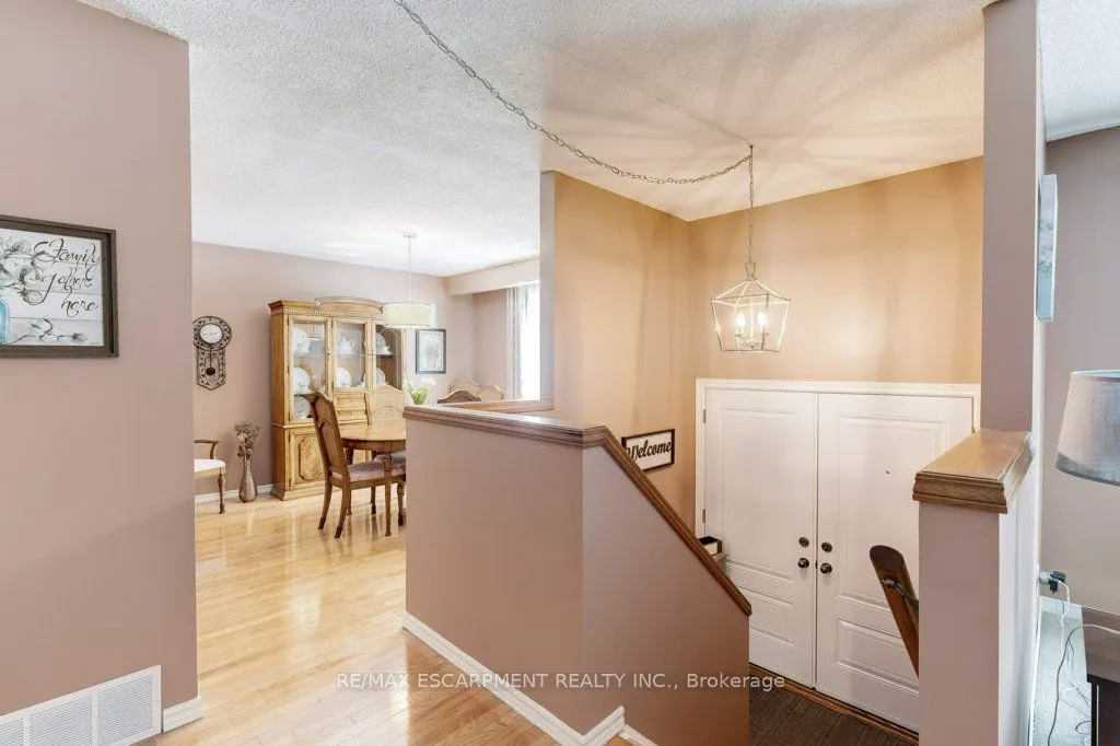 302 Highridge Avenue