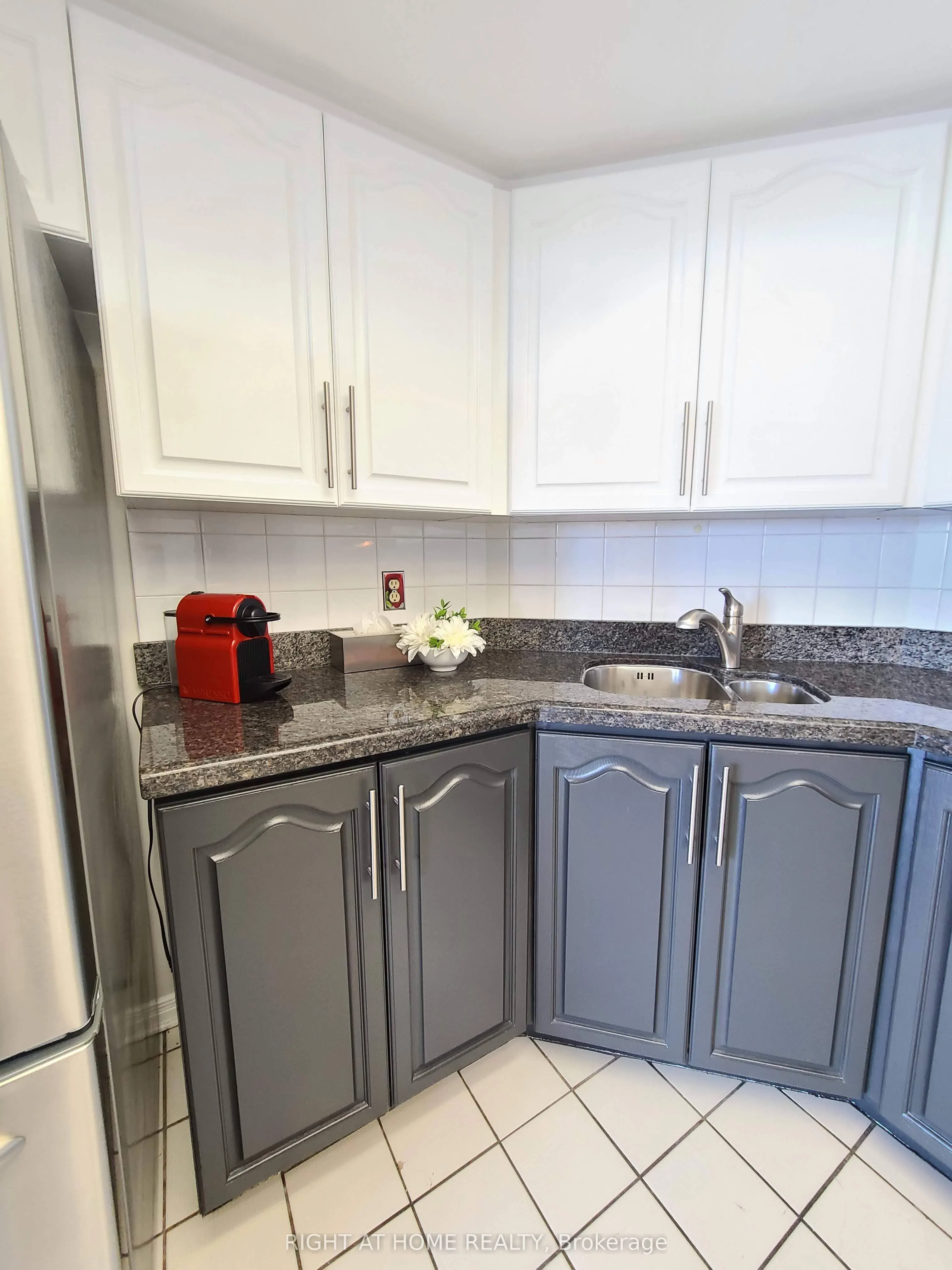 160 George Street, #1003