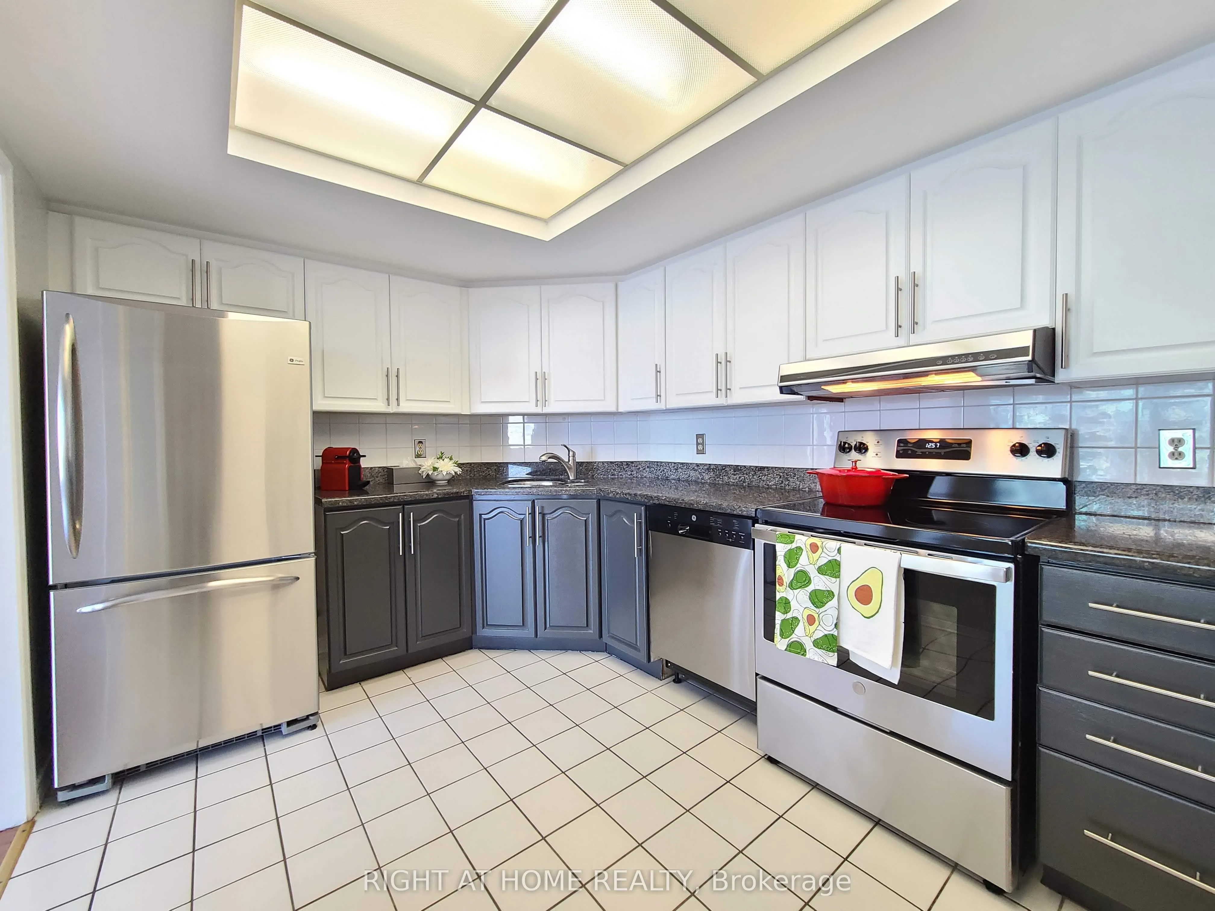 160 George Street, #1003