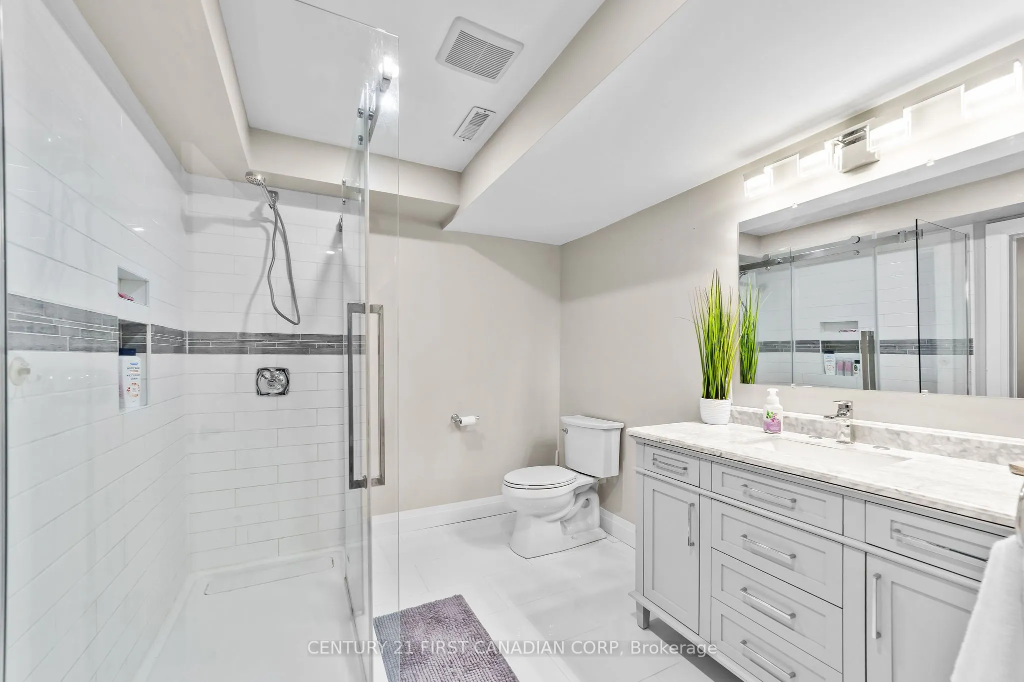 512 Rosecliffe Terrace