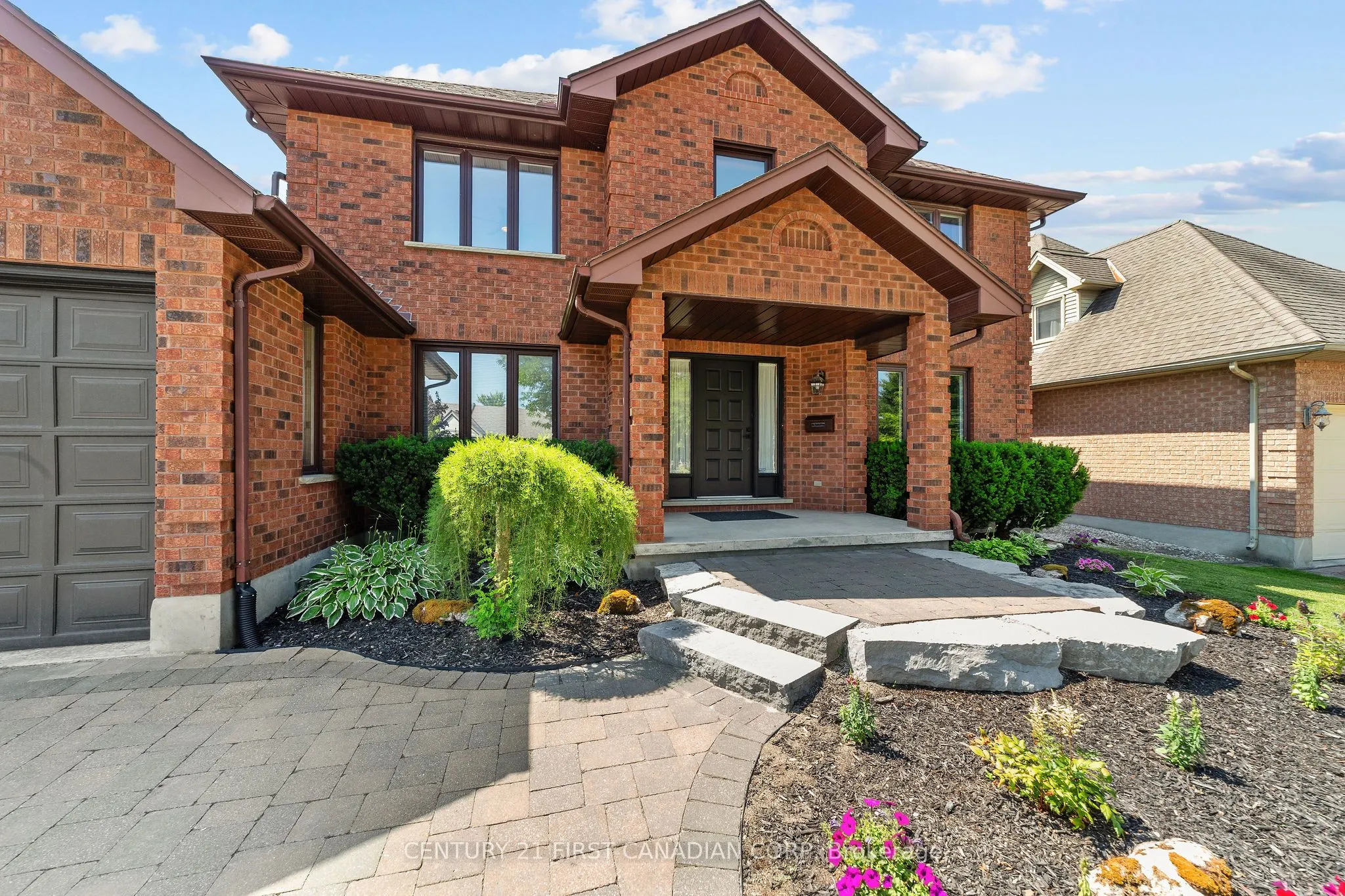 512 Rosecliffe Terrace