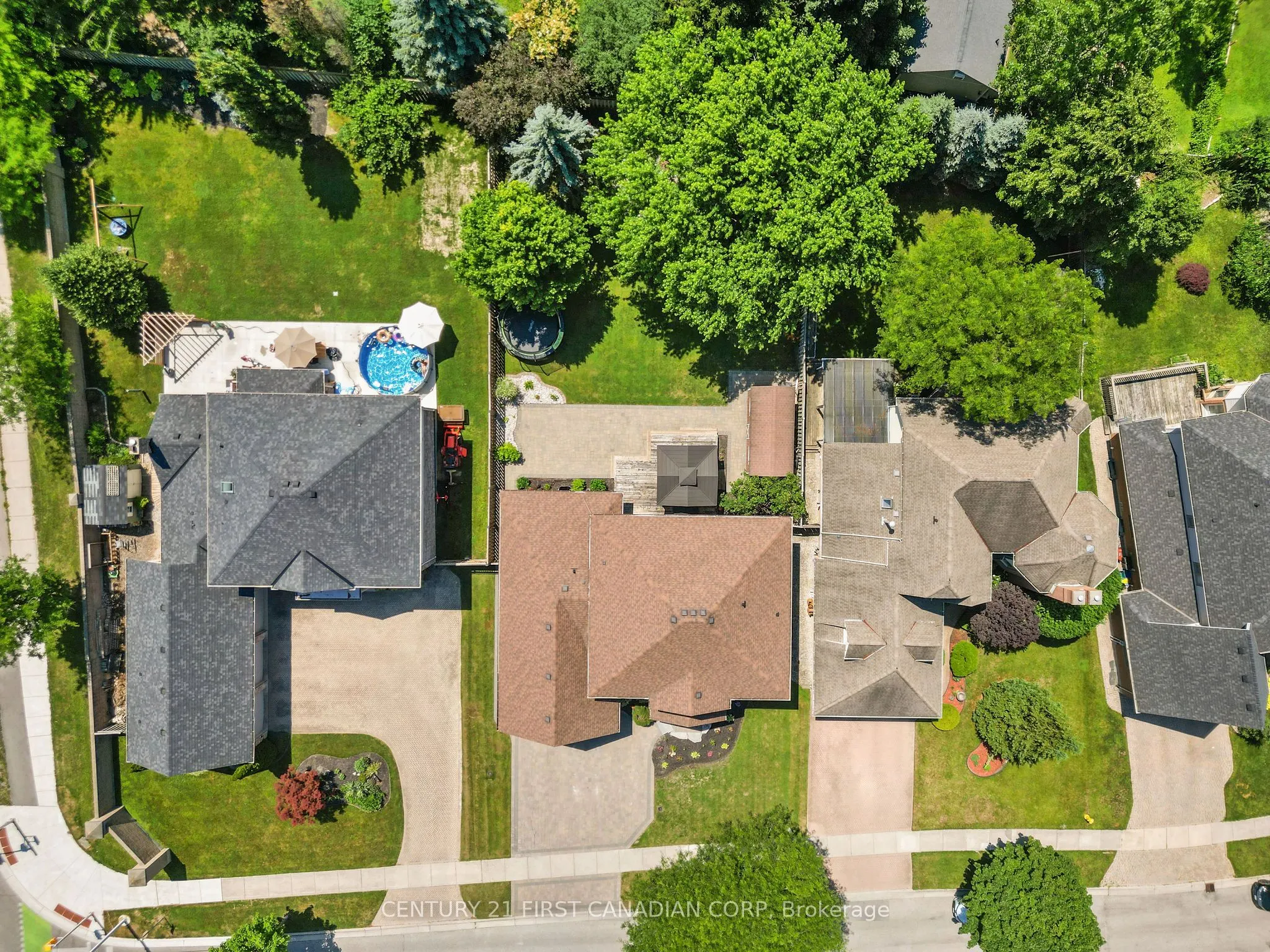 512 Rosecliffe Terrace