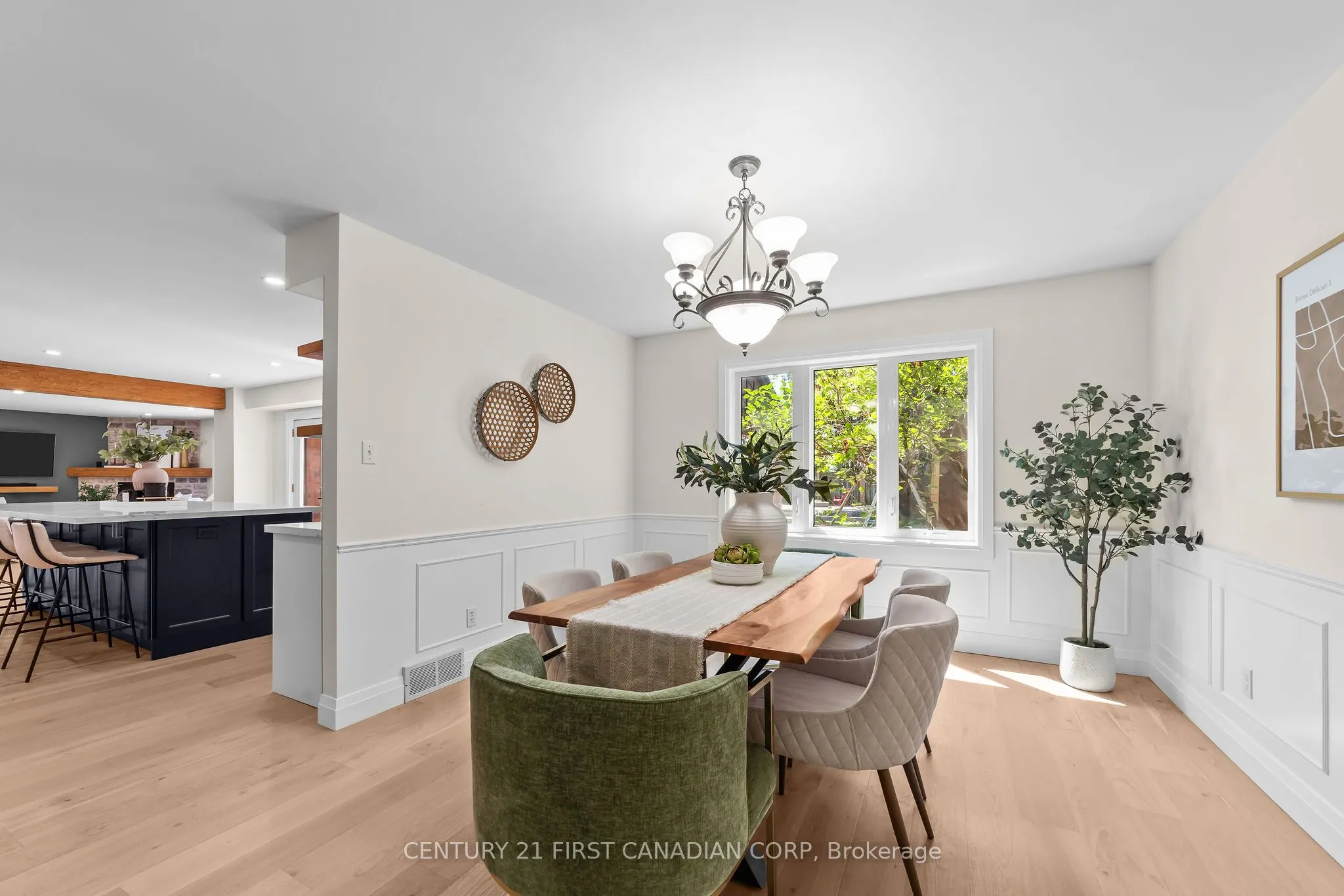 512 Rosecliffe Terrace